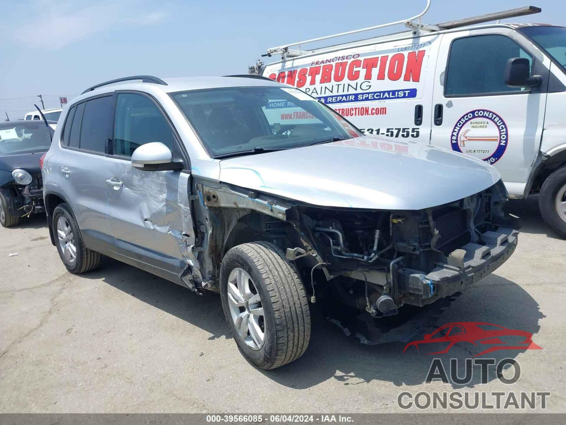 VOLKSWAGEN TIGUAN 2016 - WVGAV7AX1GW503372