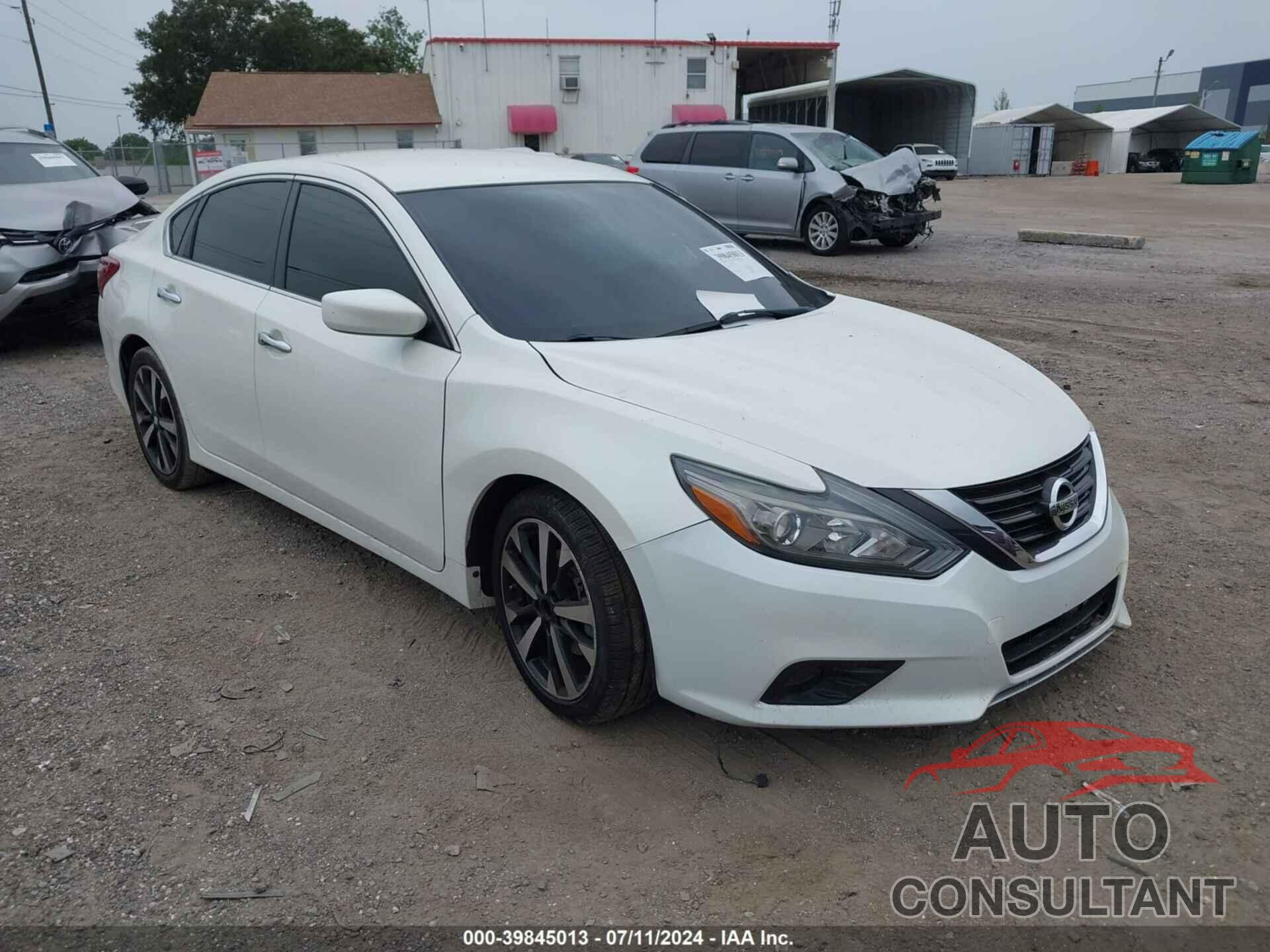 NISSAN ALTIMA 2018 - 1N4AL3AP2JC118839