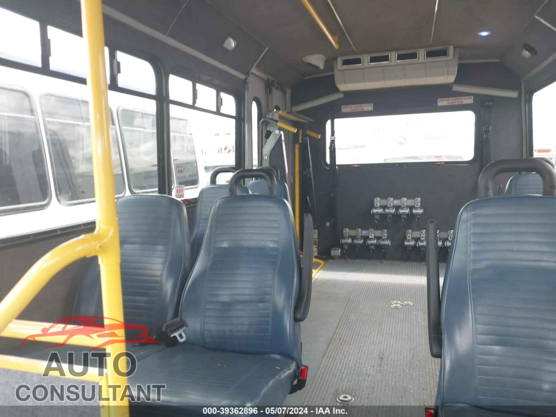 FORD E-450 CUTAWAY 2016 - 1FDFE4FS2GDC32089