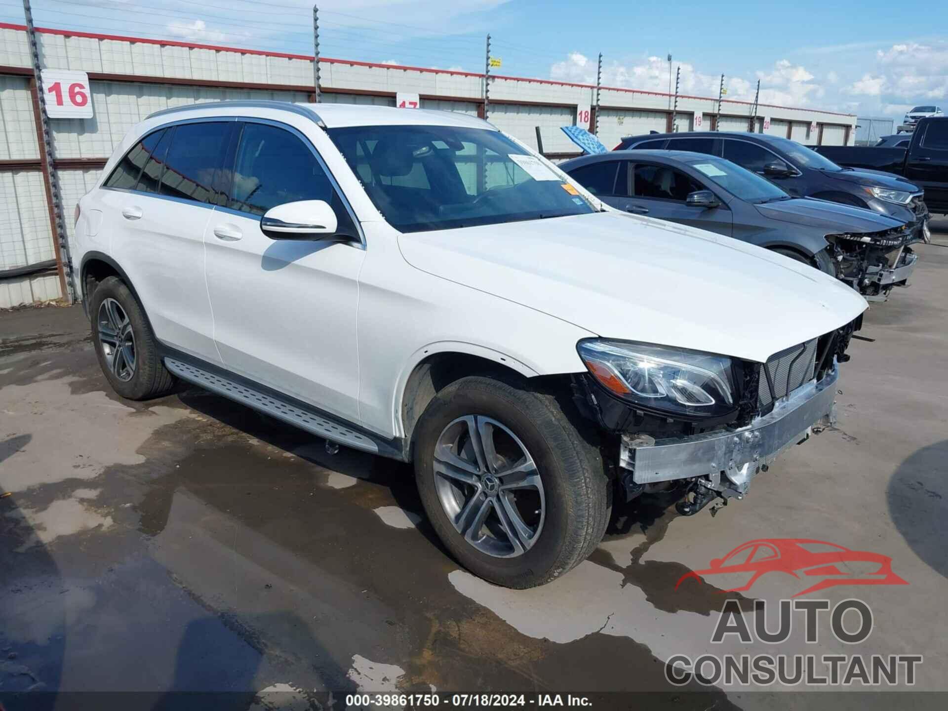 MERCEDES-BENZ GLC 300 2020 - WDC0G8DB3LF724671