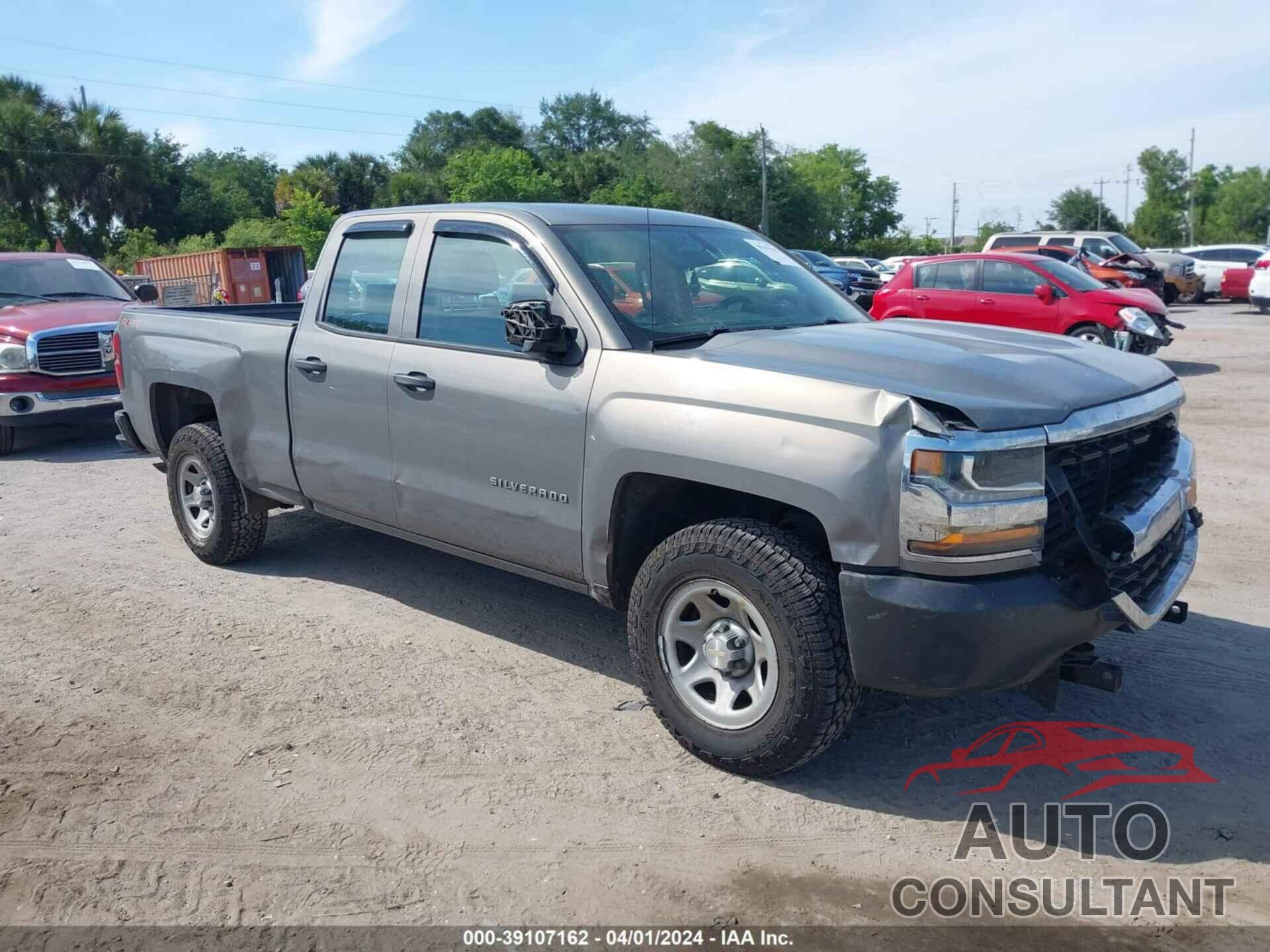CHEVROLET SILVERADO 1500 2017 - 1GCVKNEC1HZ228161