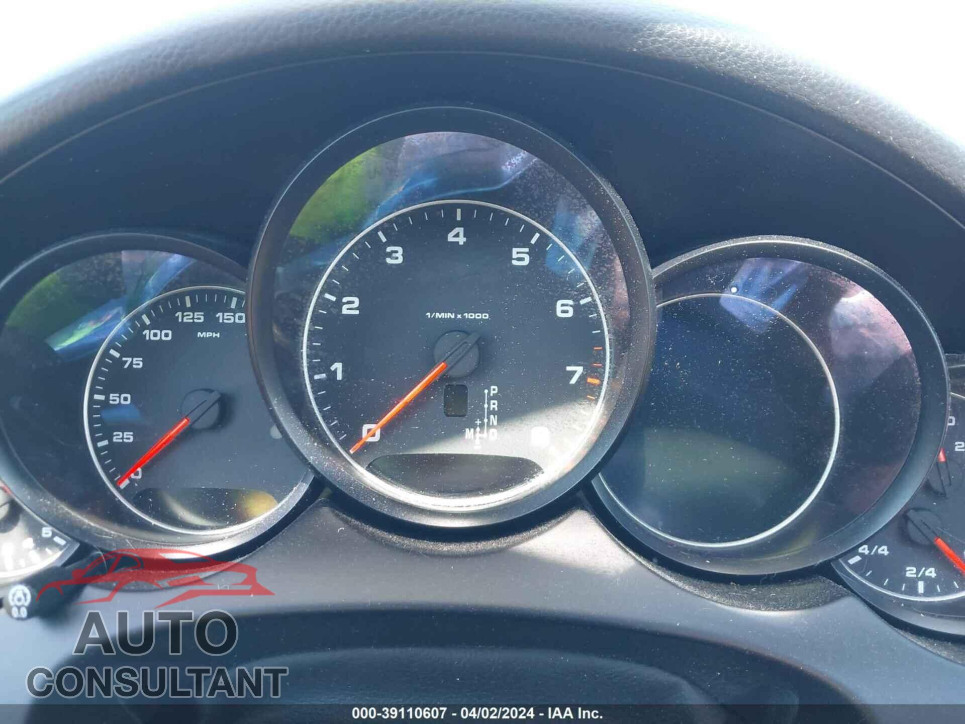 PORSCHE CAYENNE 2016 - WP1AA2A26GKA13183