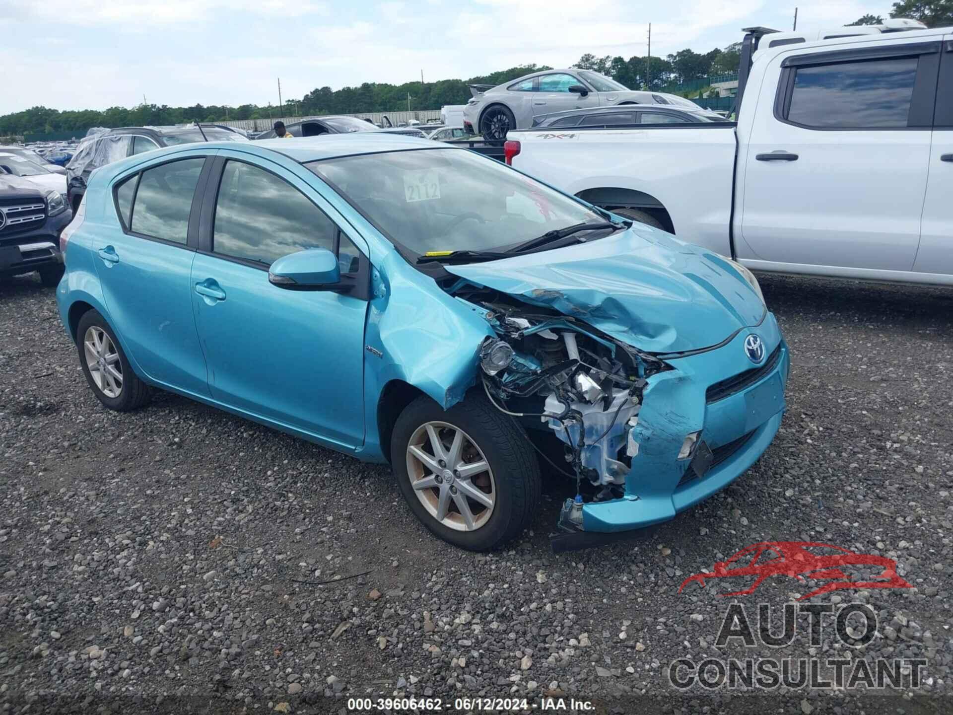 TOYOTA PRIUS C 2014 - JTDKDTB33E1077792