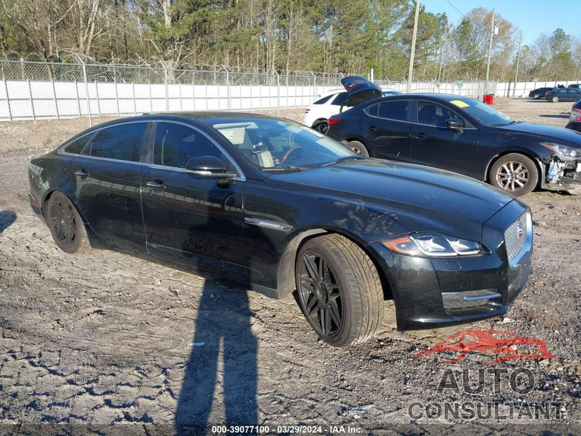 JAGUAR XJ 2016 - SAJWJ2GD5G8V94321