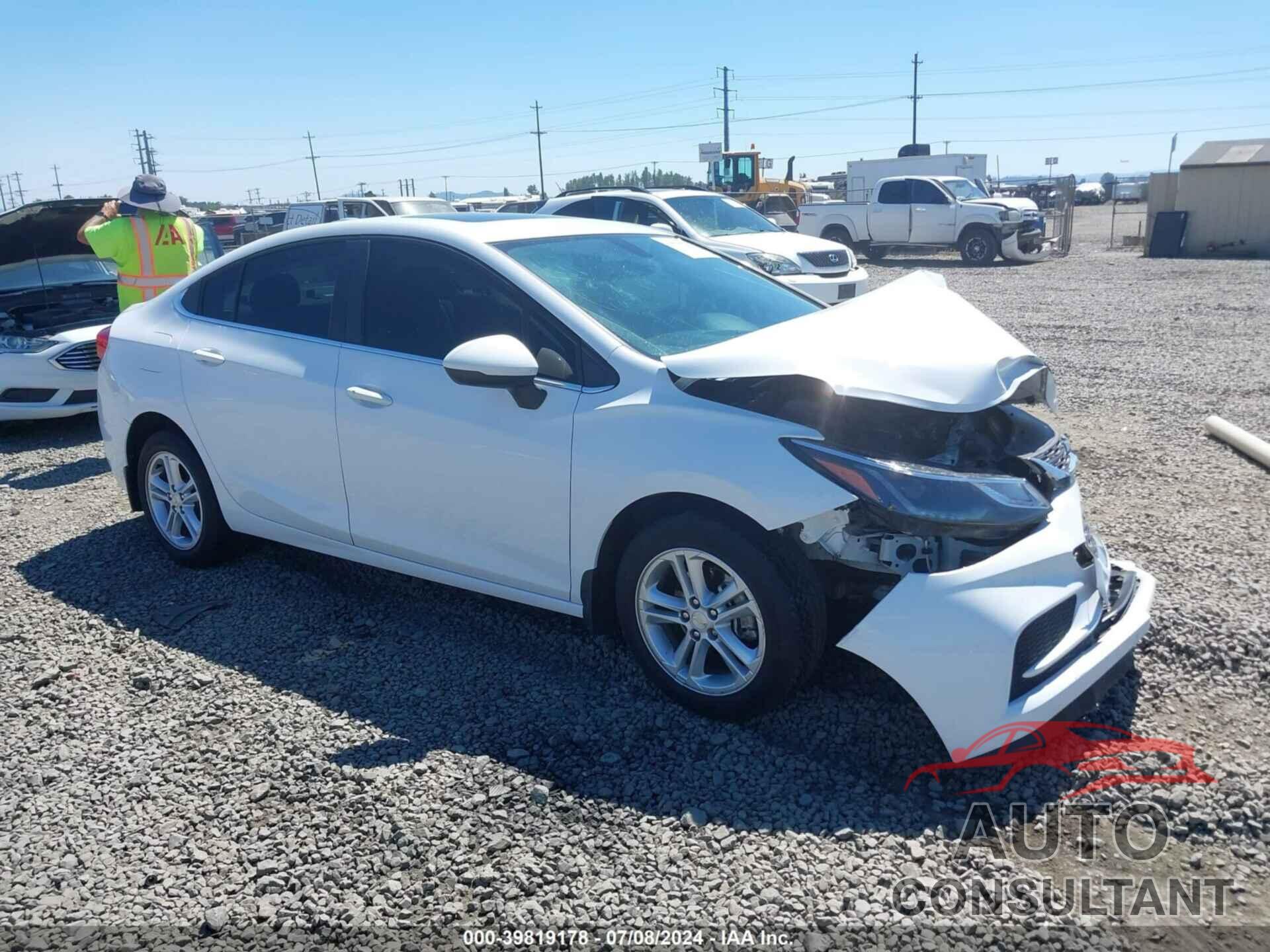 CHEVROLET CRUZE 2016 - 1G1BE5SM0G7247276