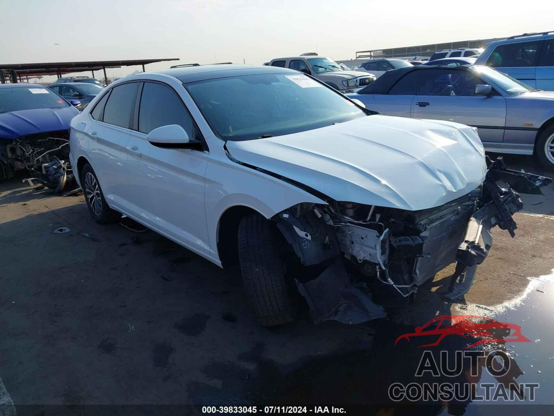 VOLKSWAGEN JETTA 2019 - 3VWC57BU0KM165664