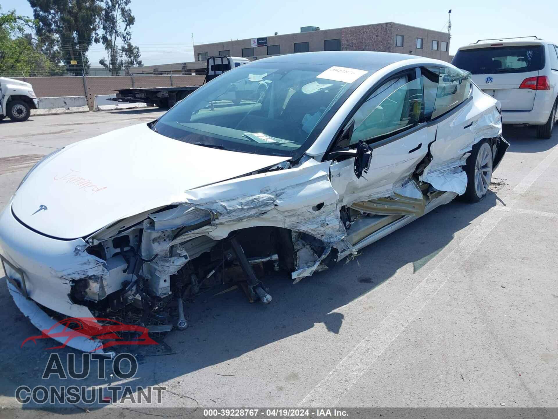 TESLA MODEL 3 2023 - 5YJ3E1EA8PF452036