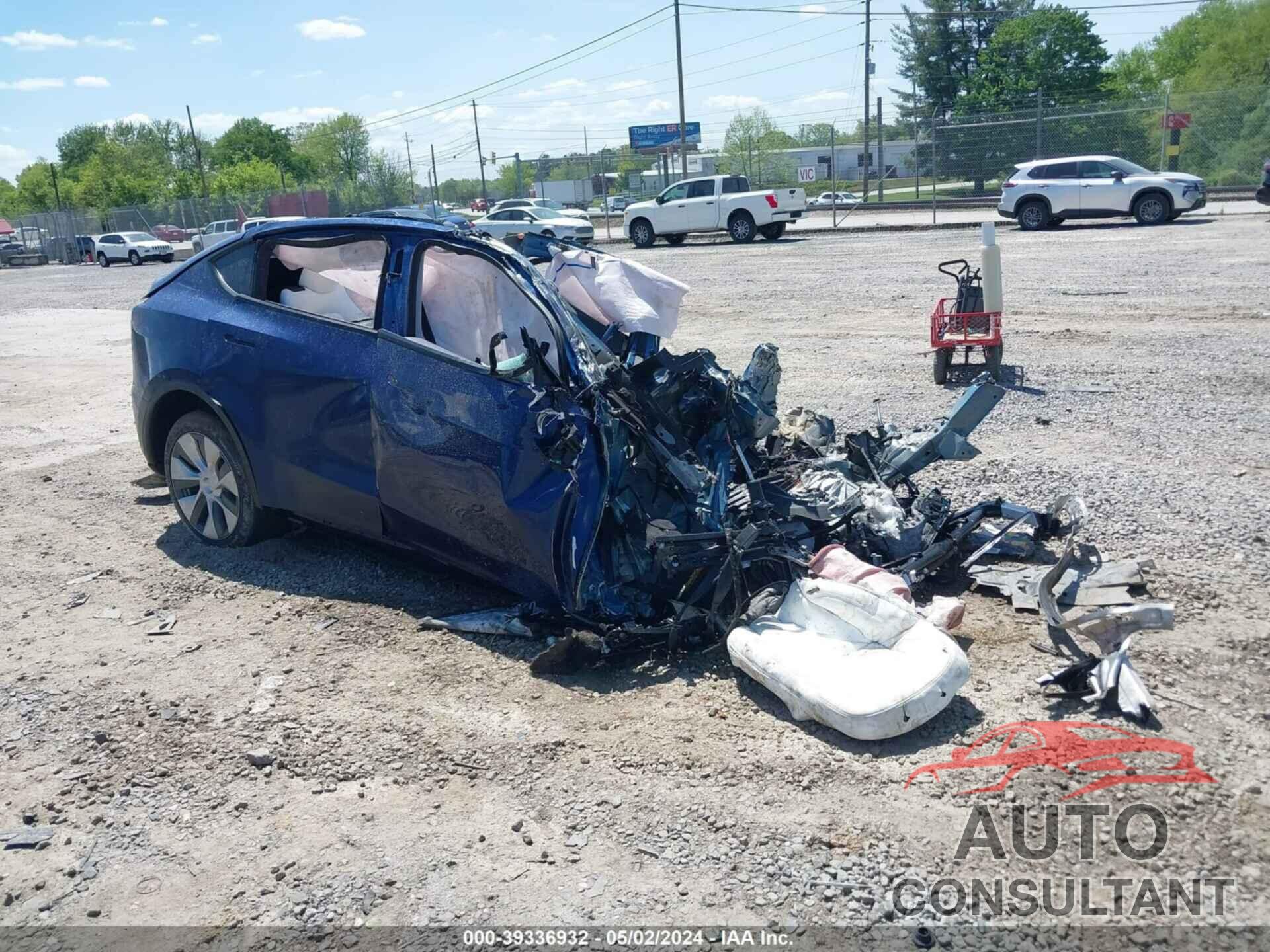 TESLA MODEL Y 2024 - 7SAYGDEEXRA265159