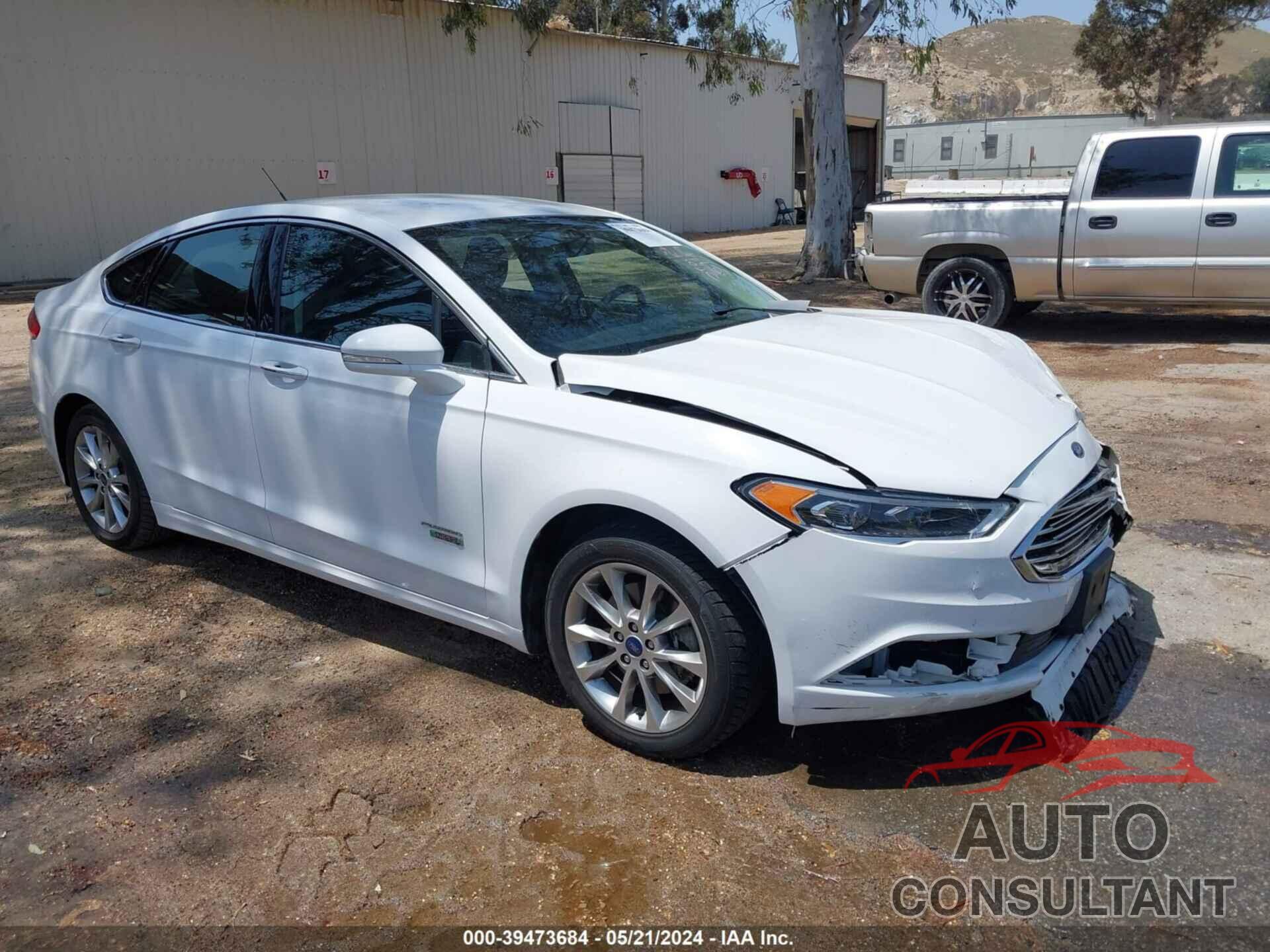 FORD FUSION ENERGI 2018 - 3FA6P0PU1JR218552