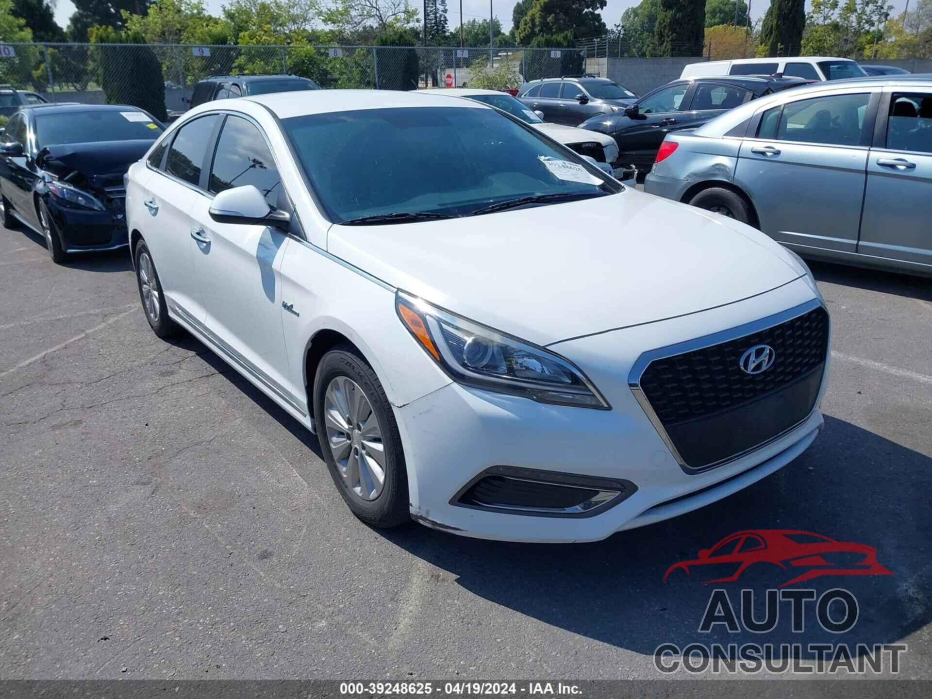 HYUNDAI SONATA HYBRID 2017 - KMHE24L38HA065533