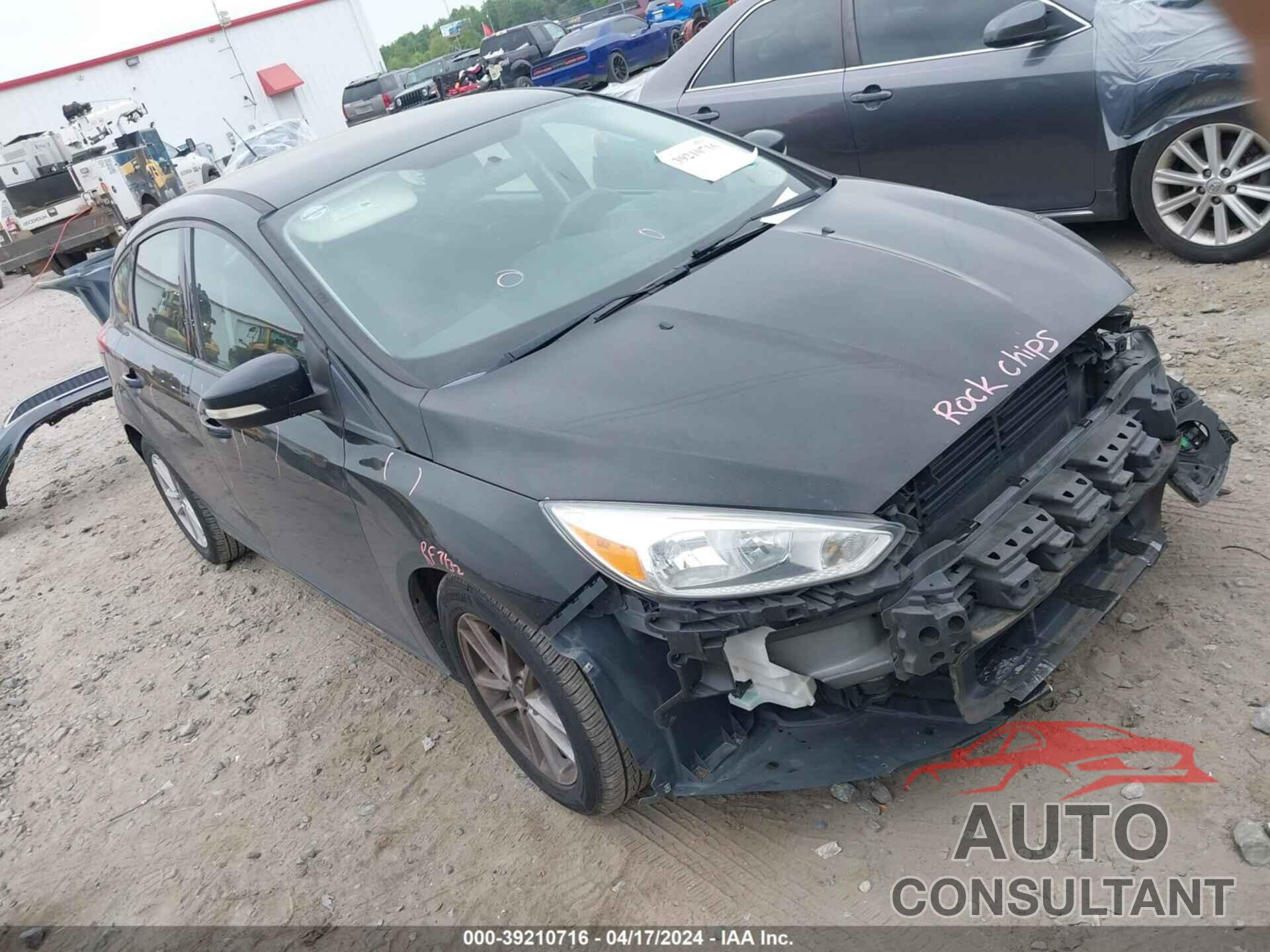 FORD FOCUS 2017 - 1FADP3K24HL217922