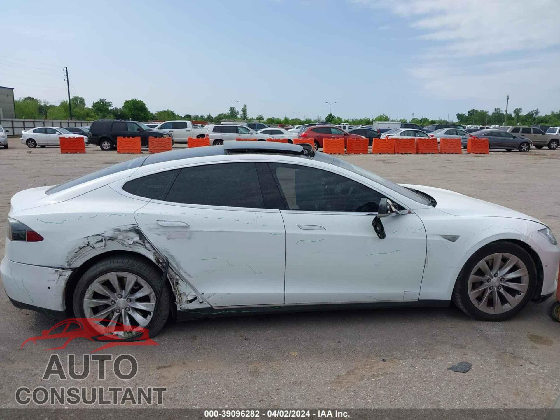 TESLA MODEL S 2016 - 5YJSA1E12GF134792