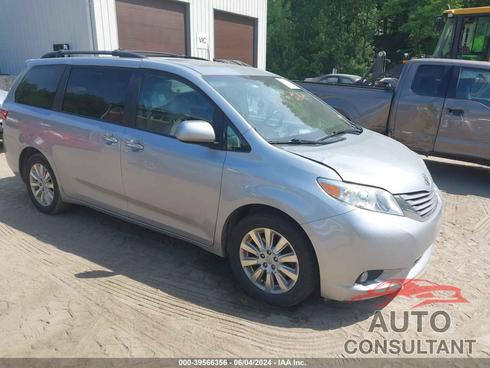 TOYOTA SIENNA 2015 - 5TDDK3DC8FS127487