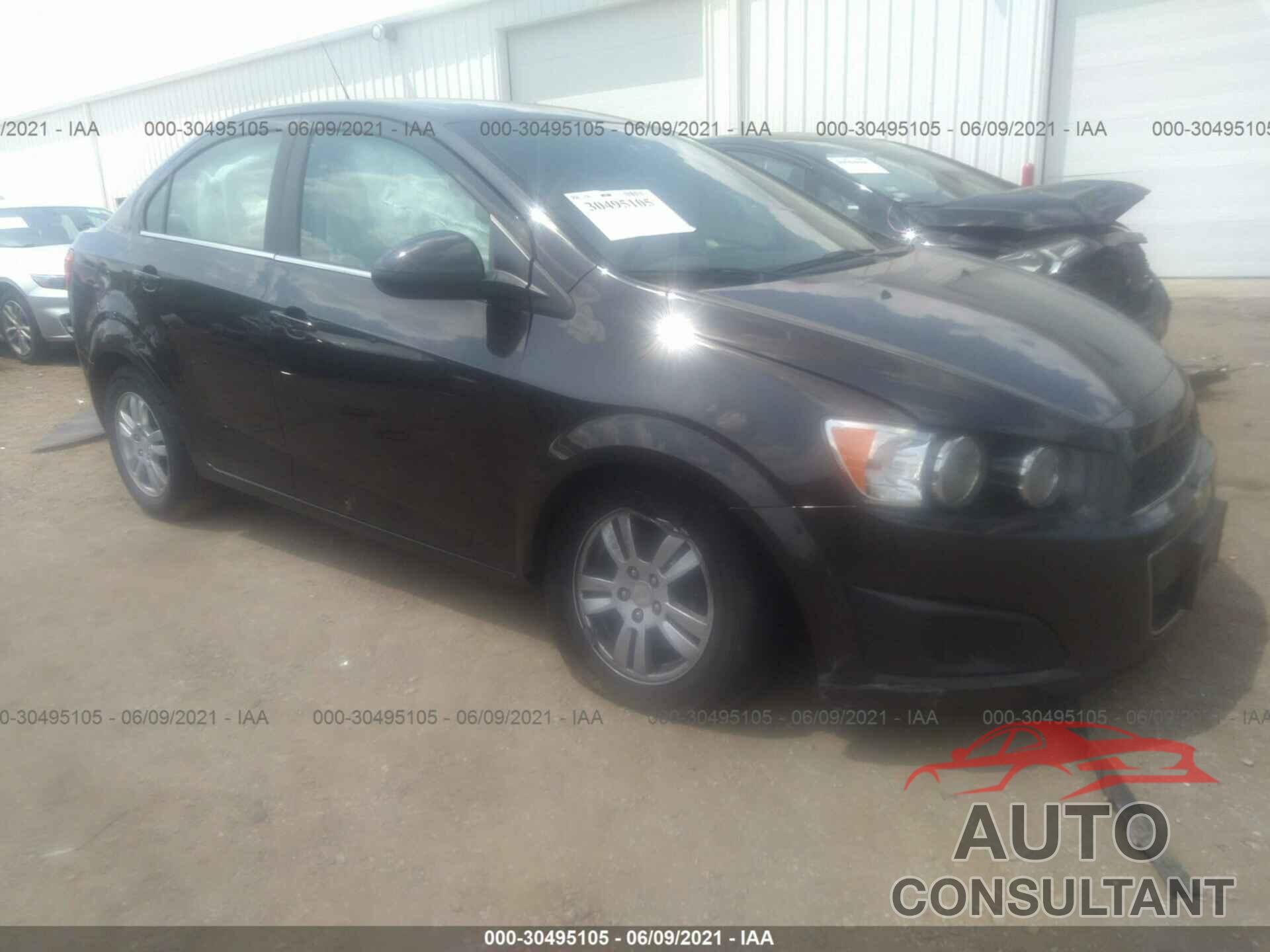 CHEVROLET SONIC 2016 - 1G1JC5SH6G4104905