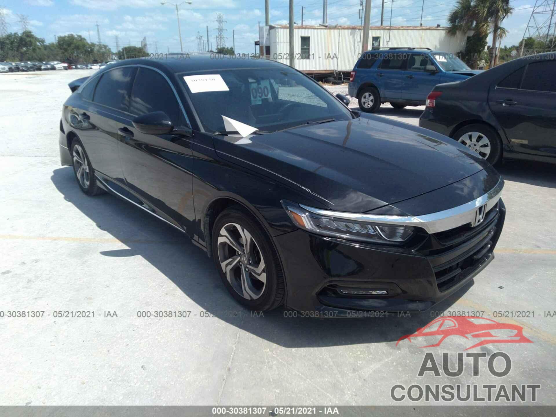 HONDA ACCORD SEDAN 2018 - 1HGCV1F4XJA034488