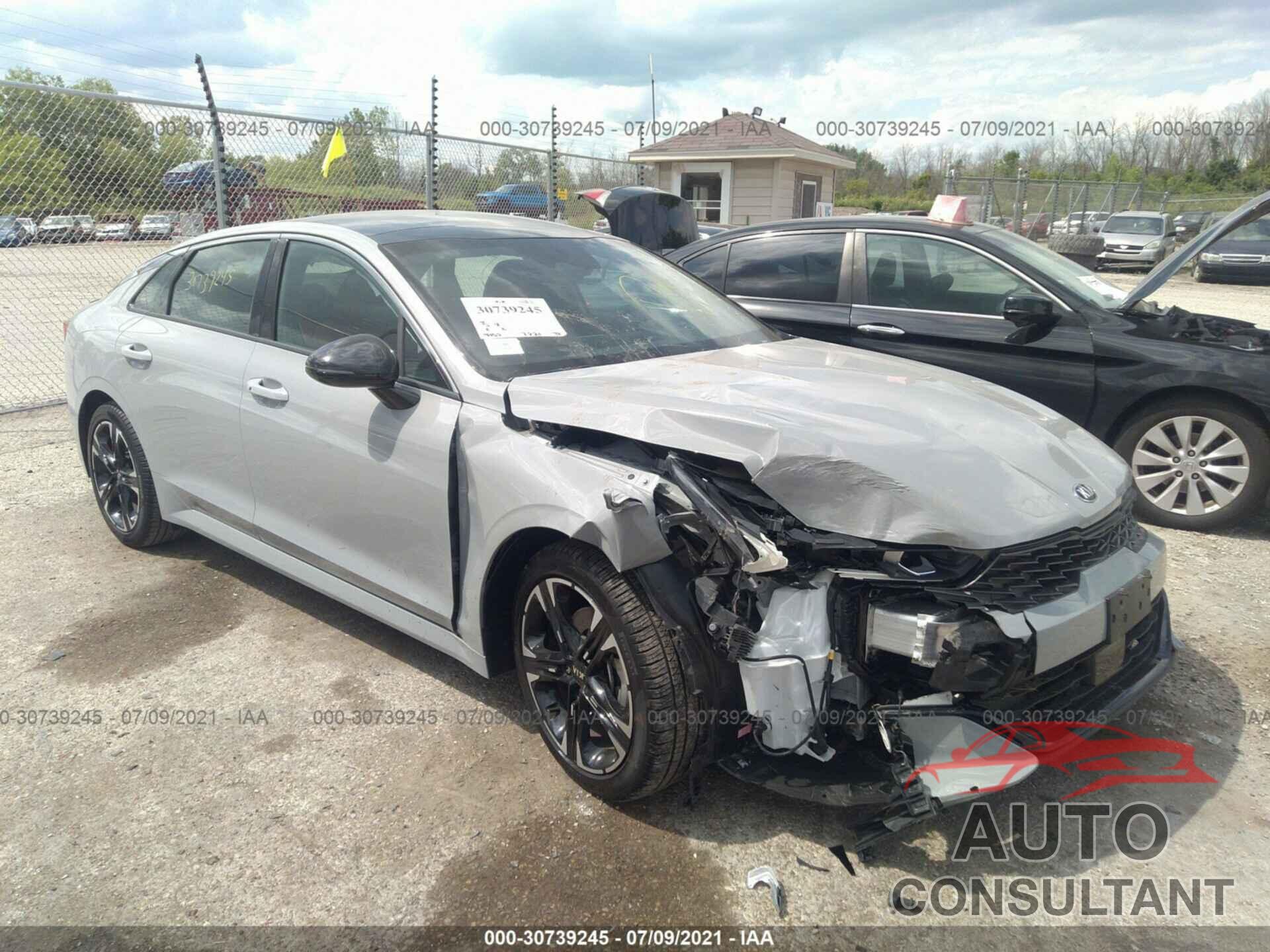 KIA K5 2021 - 5XXG64J25MG039773