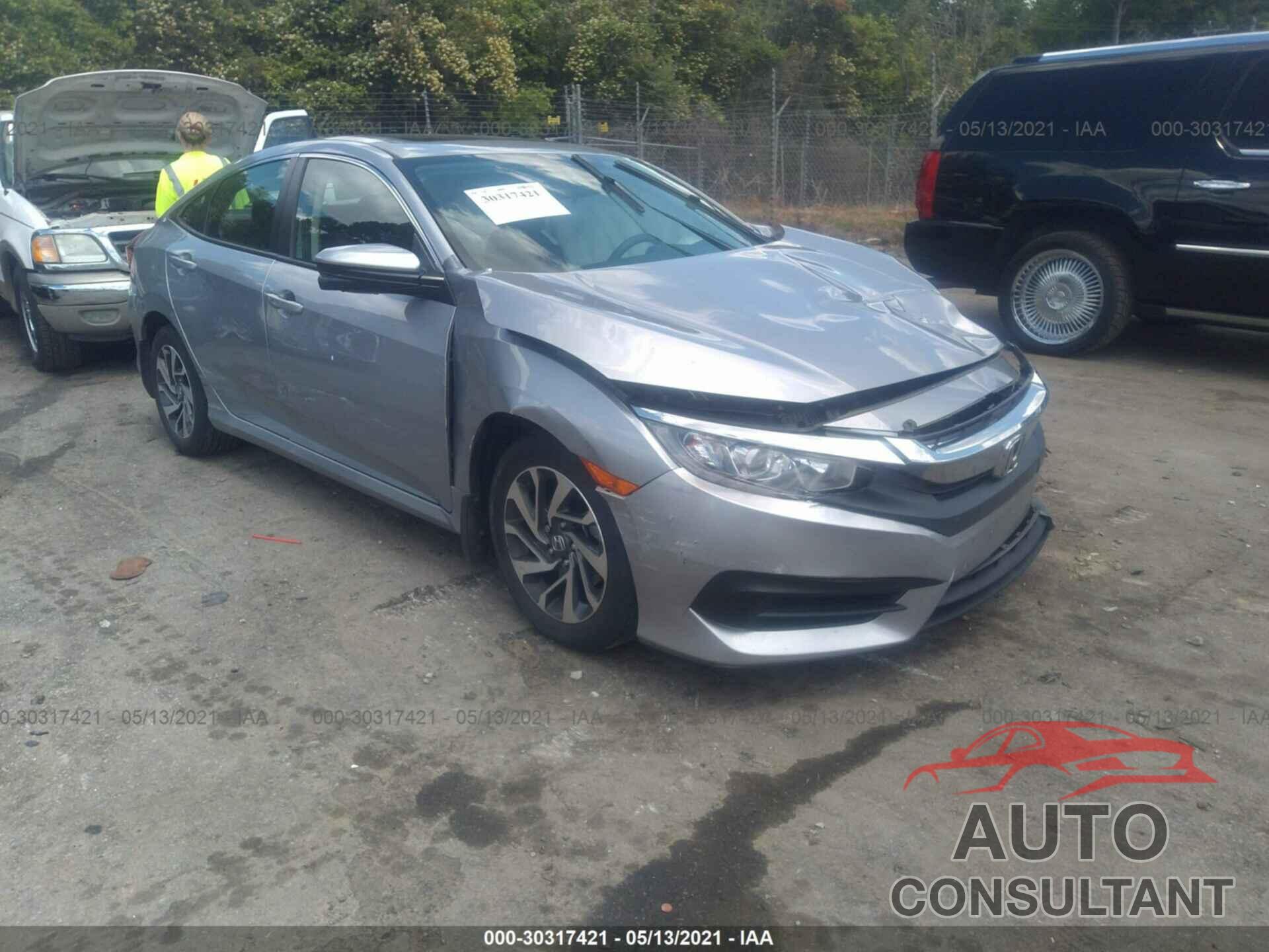 HONDA CIVIC SEDAN 2018 - 2HGFC2F76JH554207