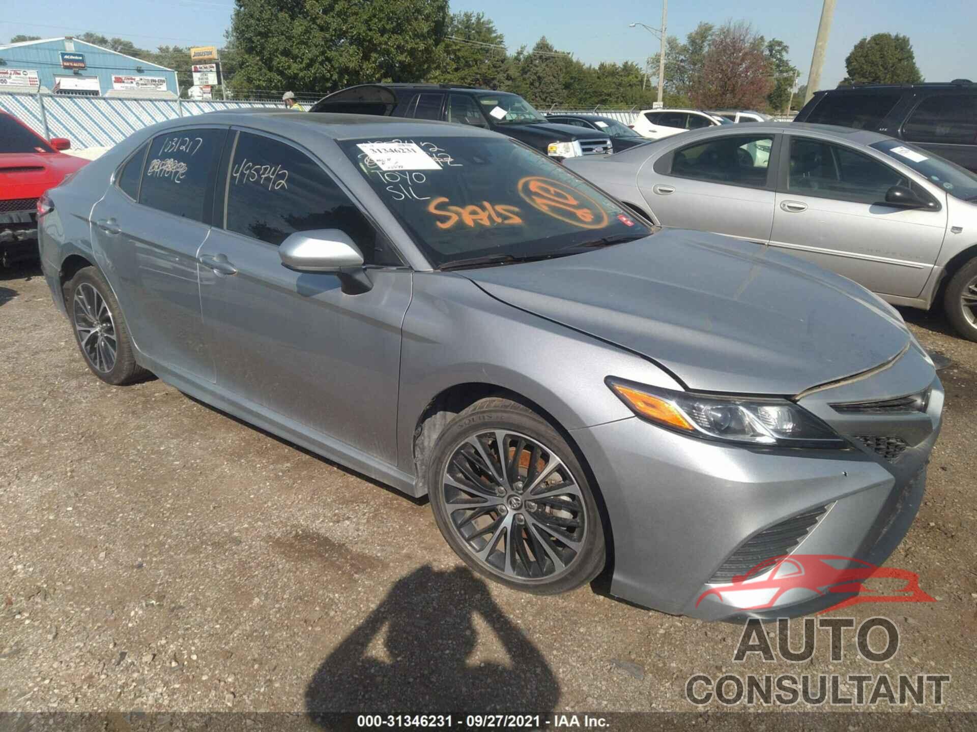 TOYOTA CAMRY 2020 - 4T1G11AK4LU868254