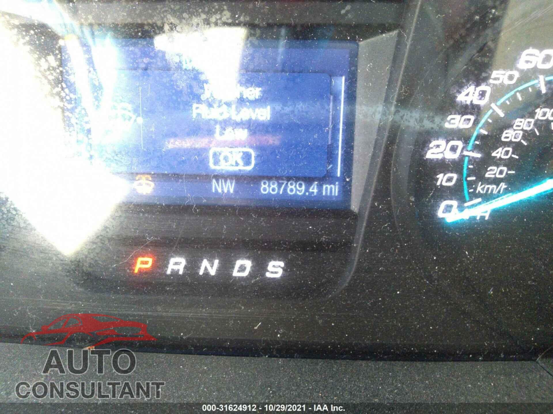FORD TAURUS 2017 - 1FAHP2D82HG110678