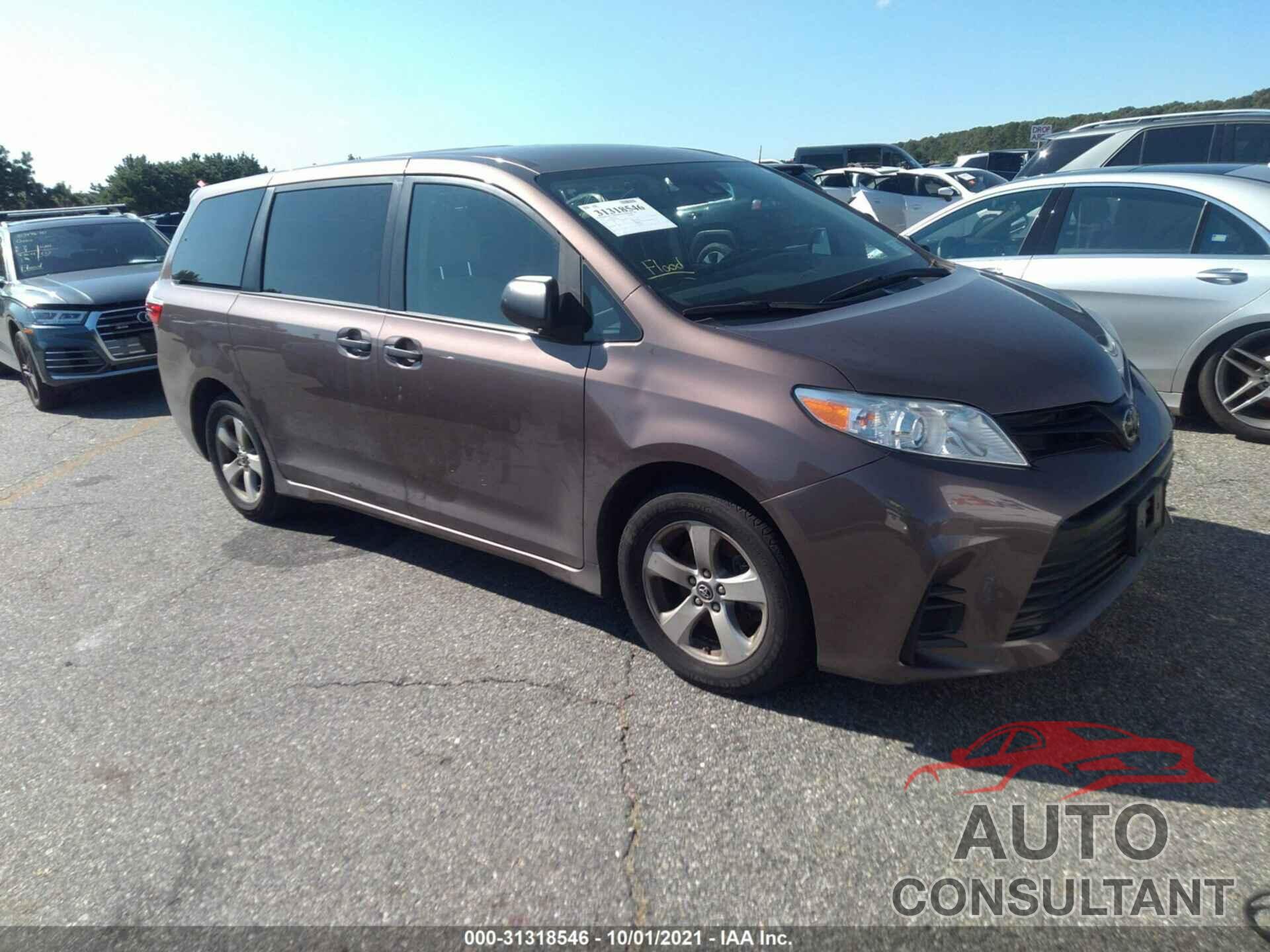 TOYOTA SIENNA 2019 - 5TDZZ3DC0KS018341