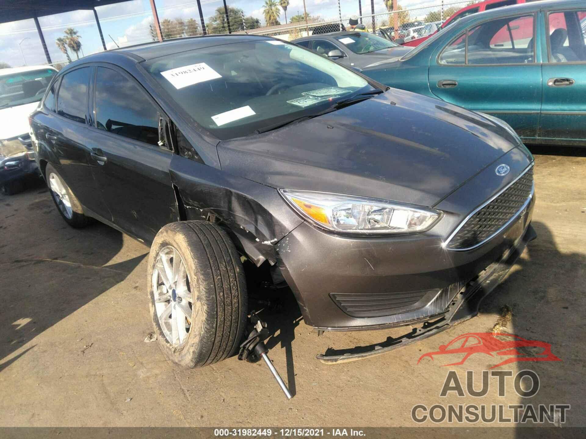 FORD FOCUS 2018 - 1FADP3FE4JL270596