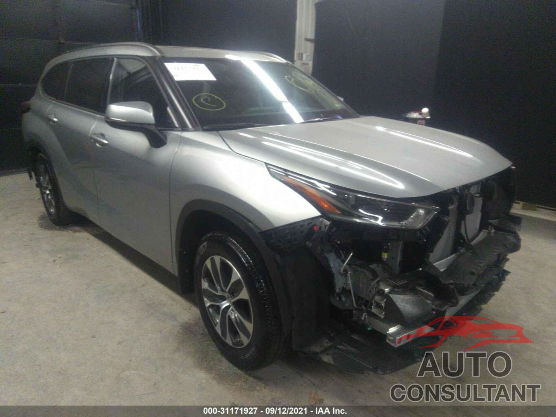 TOYOTA HIGHLANDER 2021 - 5TDGZRBH6MS538510