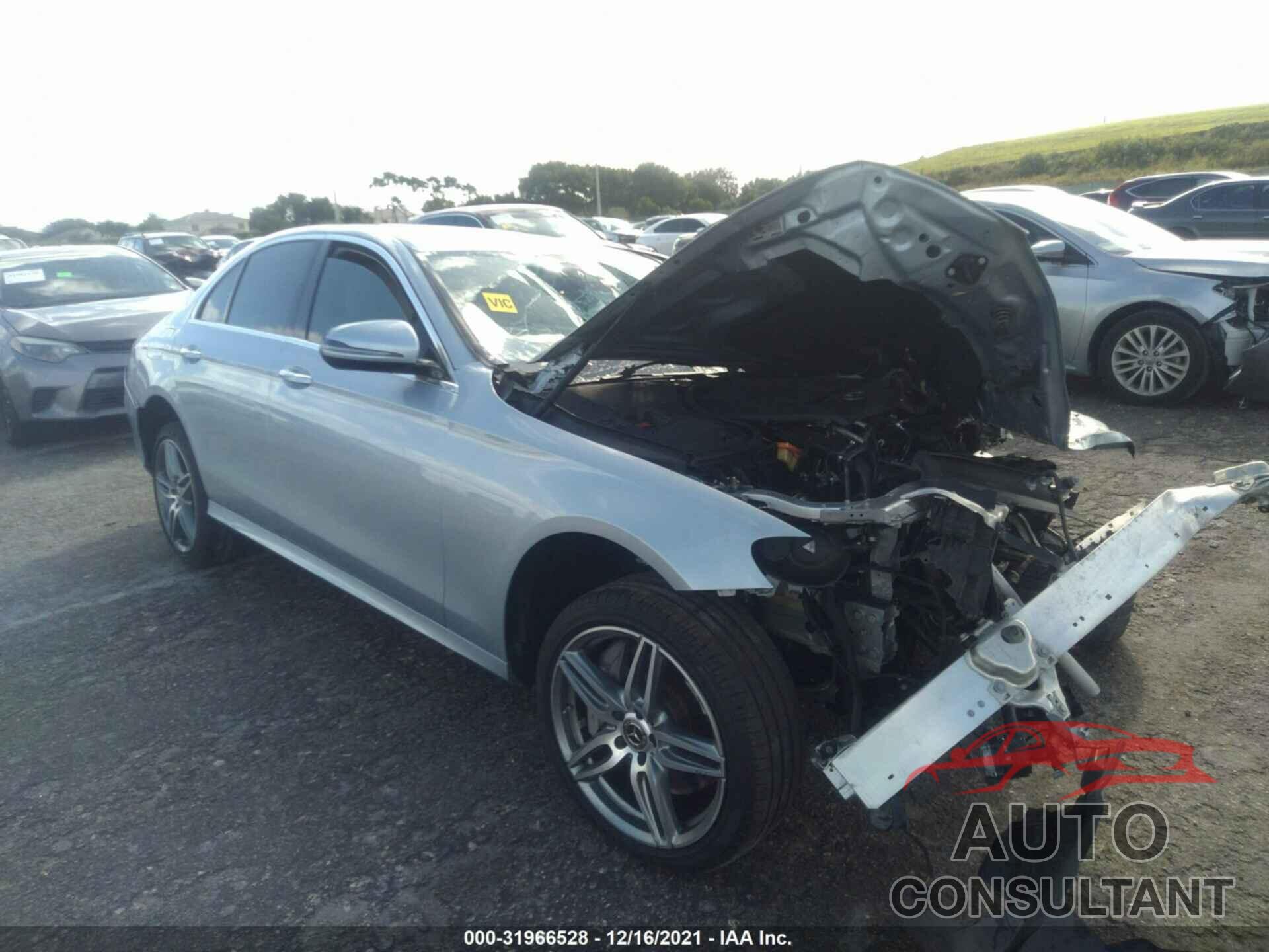 MERCEDES-BENZ E-CLASS 2017 - WDDZF4JB1HA260366