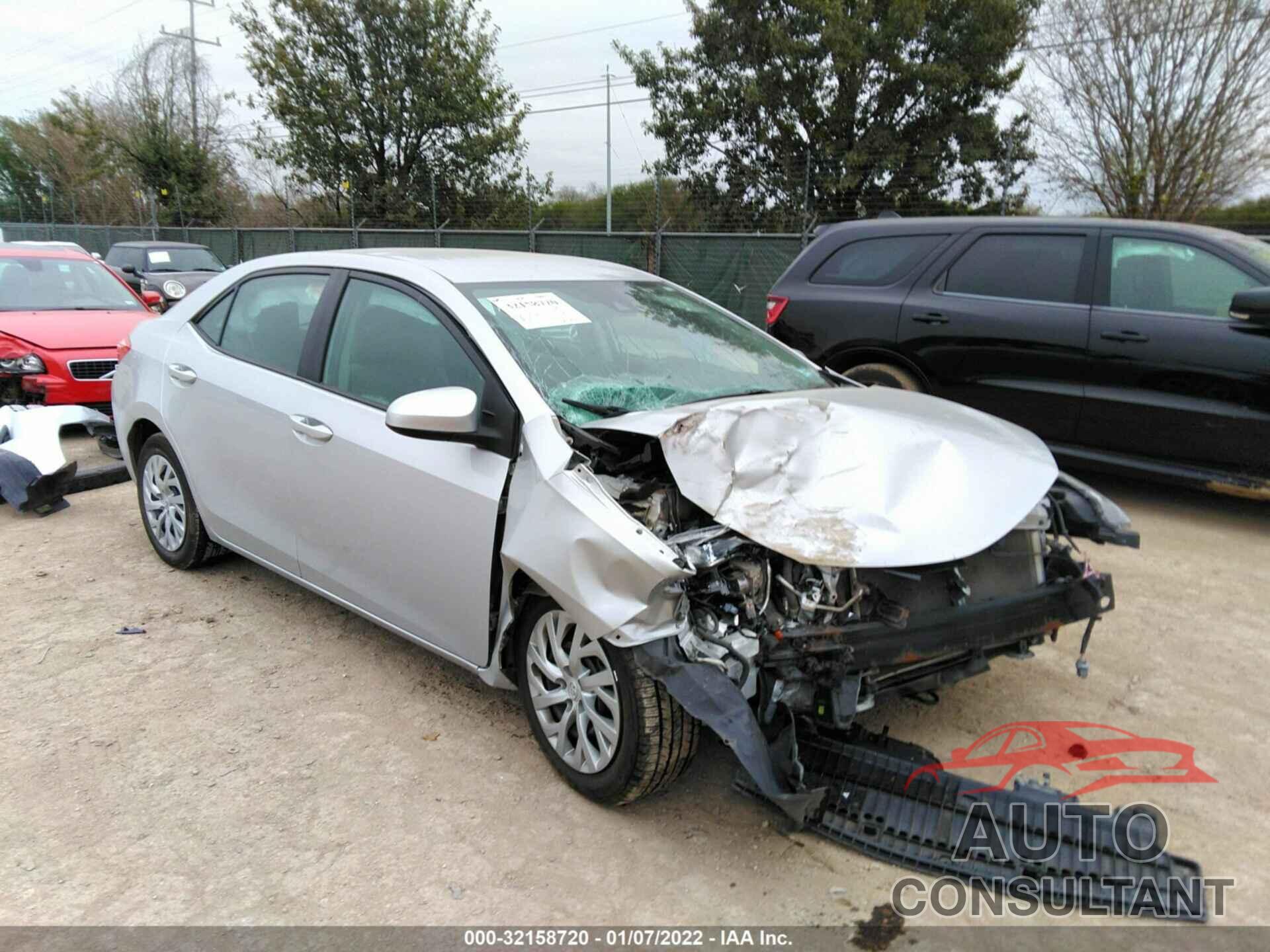 TOYOTA COROLLA 2018 - 2T1BURHEXJC071781
