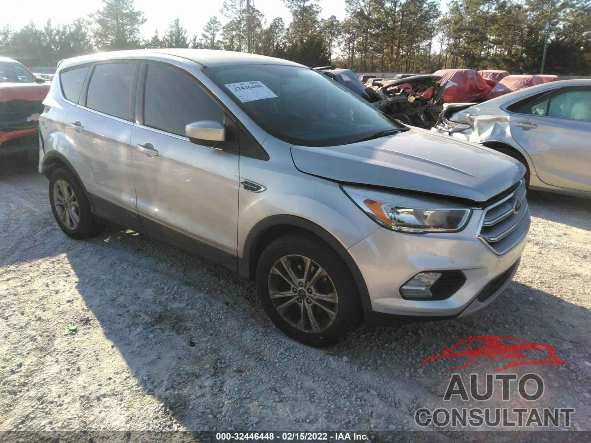 FORD ESCAPE 2017 - 1FMCU0GD1HUA69354