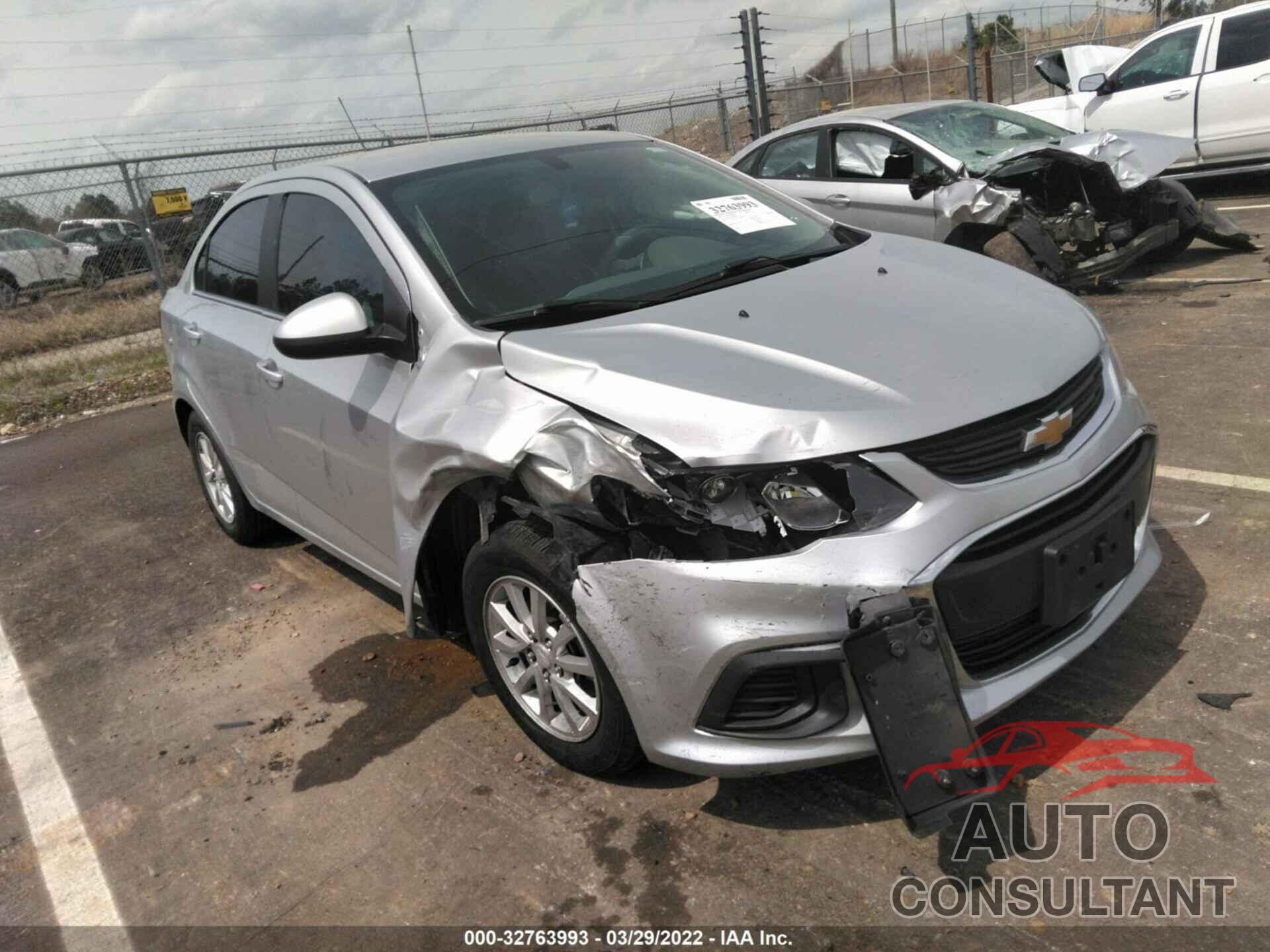 CHEVROLET SONIC 2019 - 1G1JD5SB2K4110962