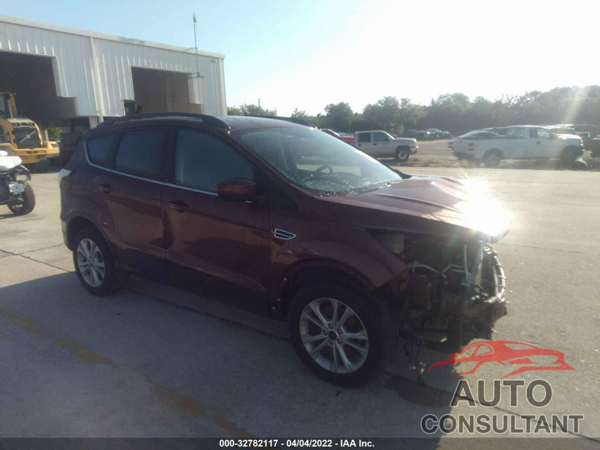 FORD ESCAPE 2018 - 1FMCU9HD5JUC46061