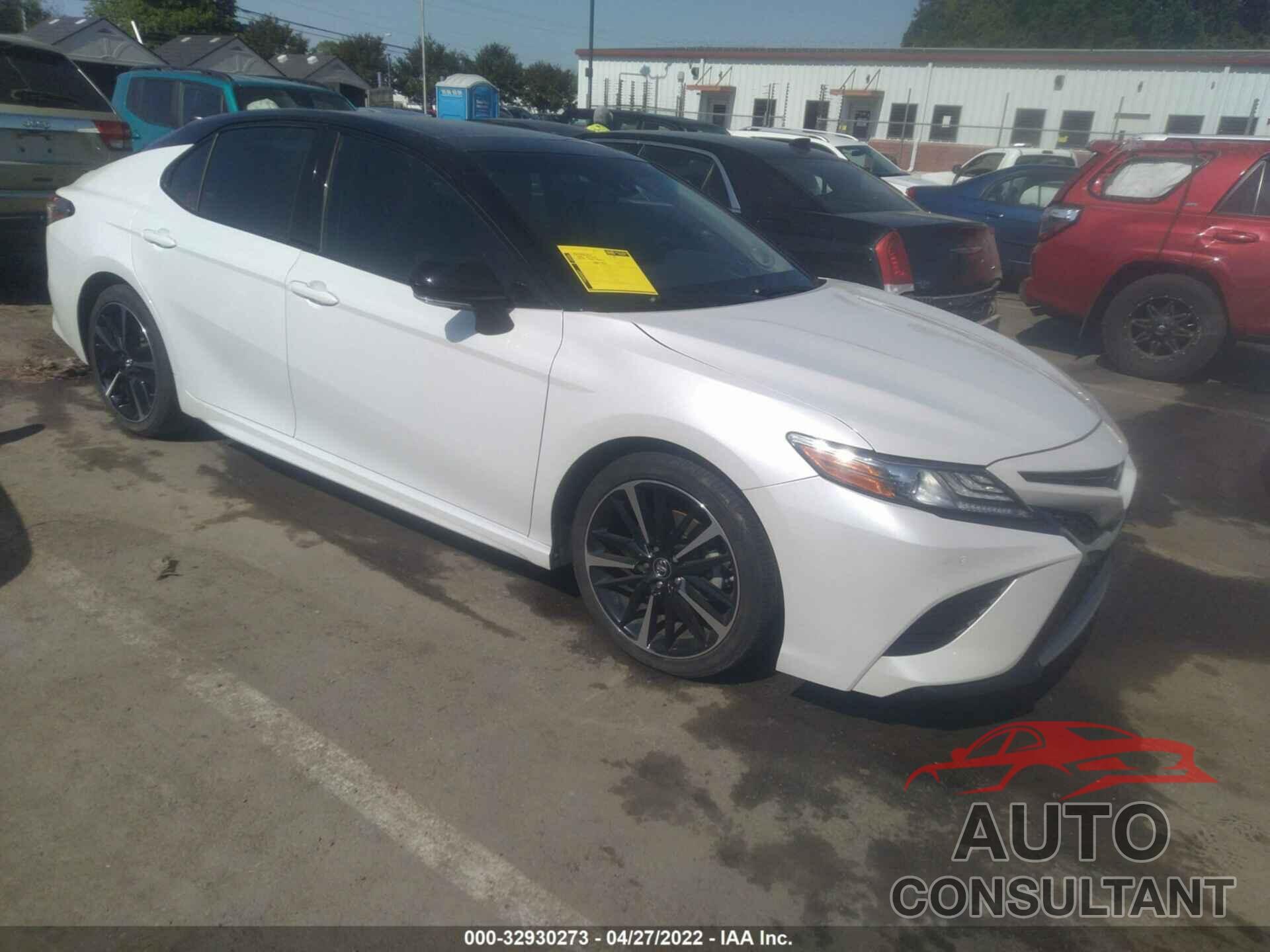TOYOTA CAMRY 2018 - 4T1BZ1HK4JU011034