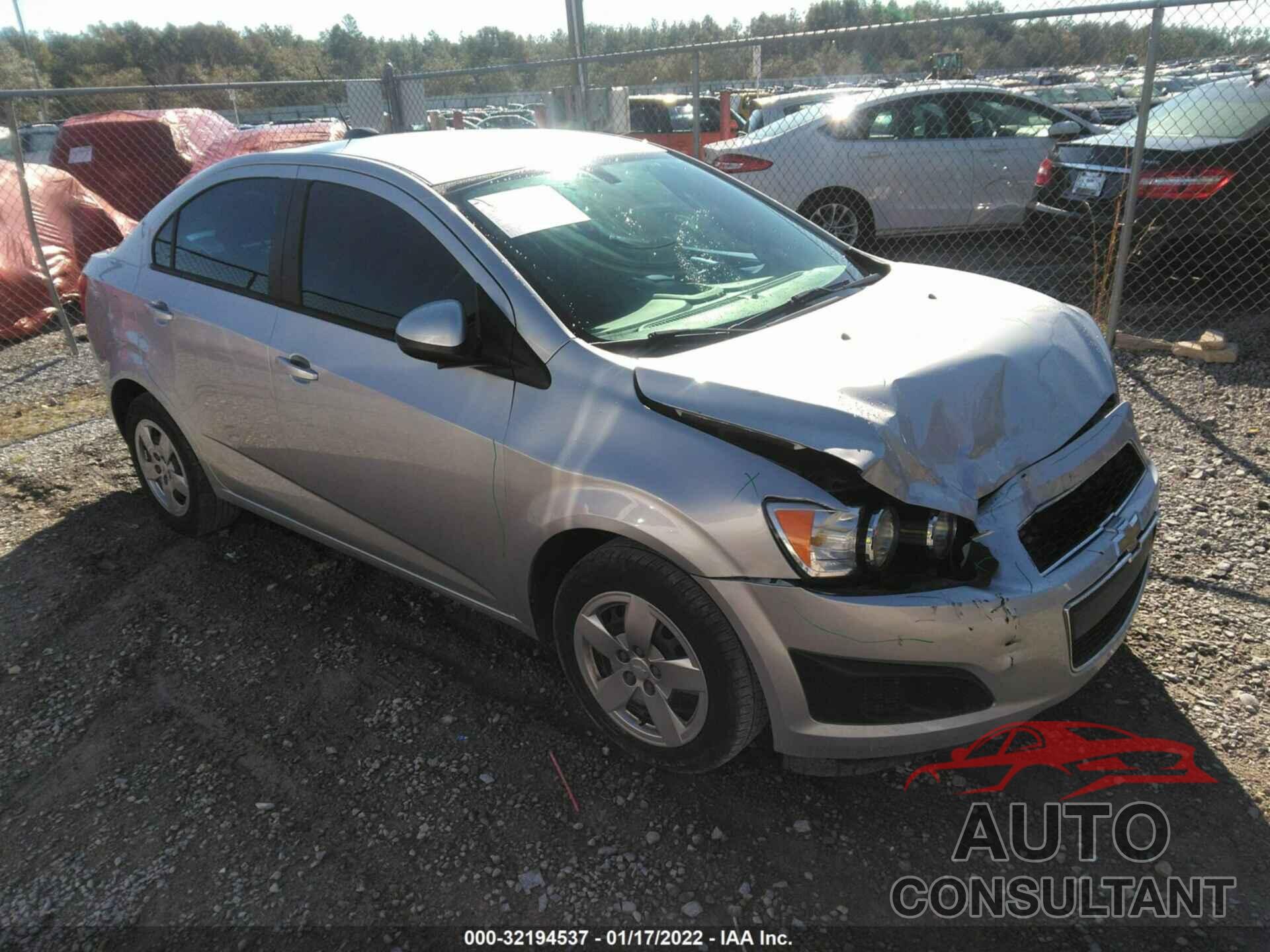 CHEVROLET SONIC 2016 - 1G1JA5SH3G4135566