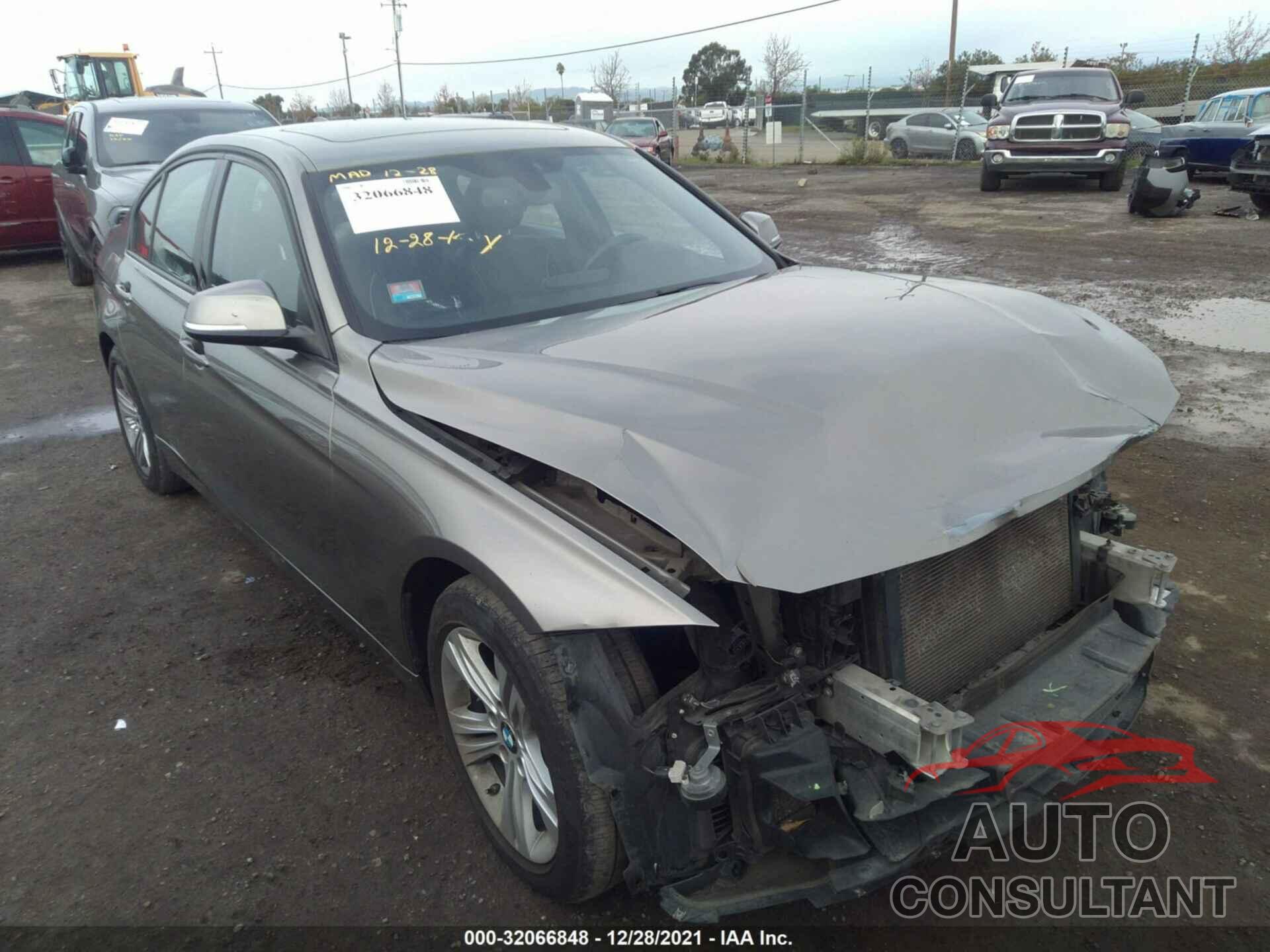 BMW 3 SERIES 2016 - WBA8E3C51GK500872