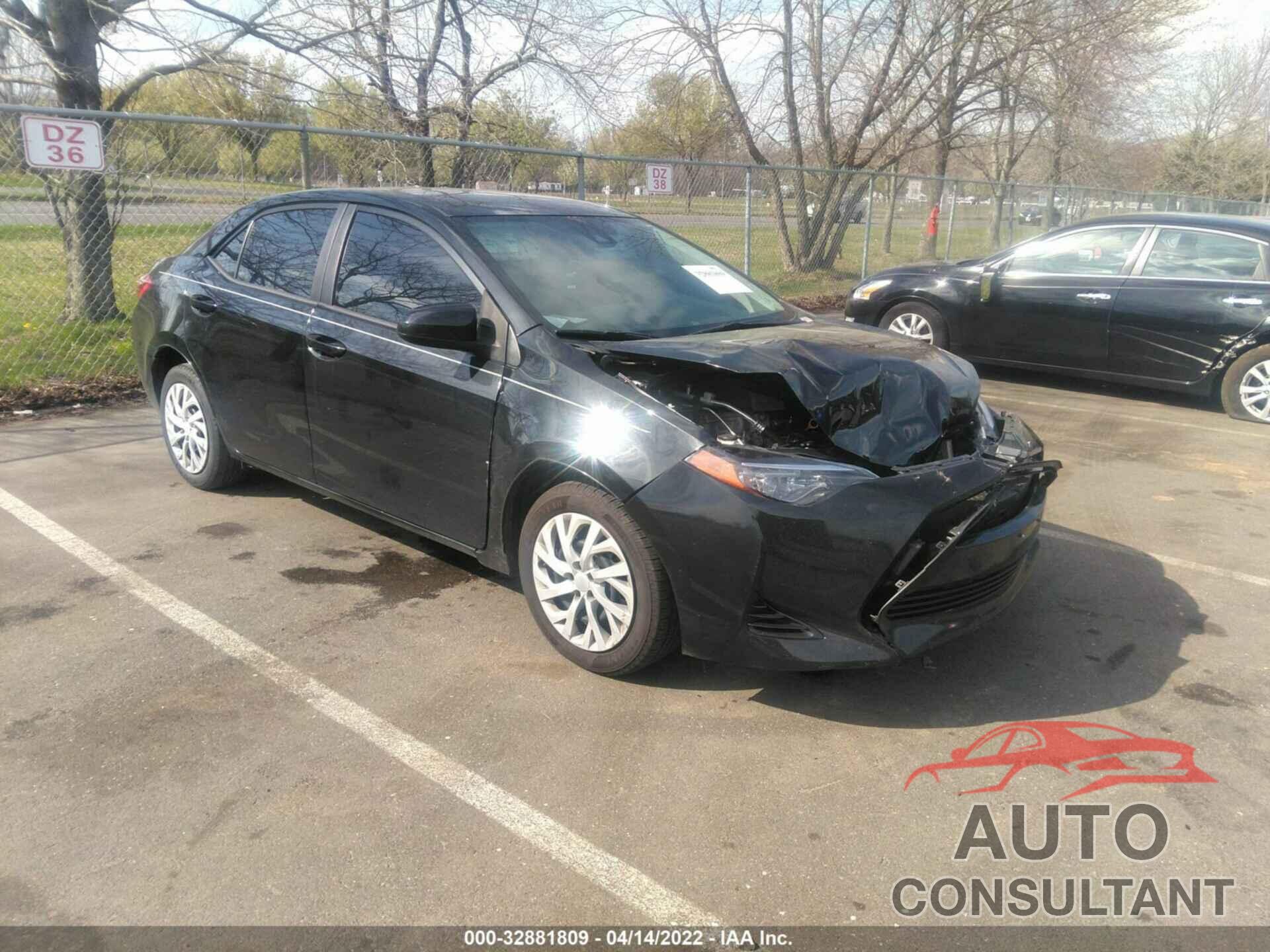TOYOTA COROLLA 2018 - 2T1BURHEXJC084322