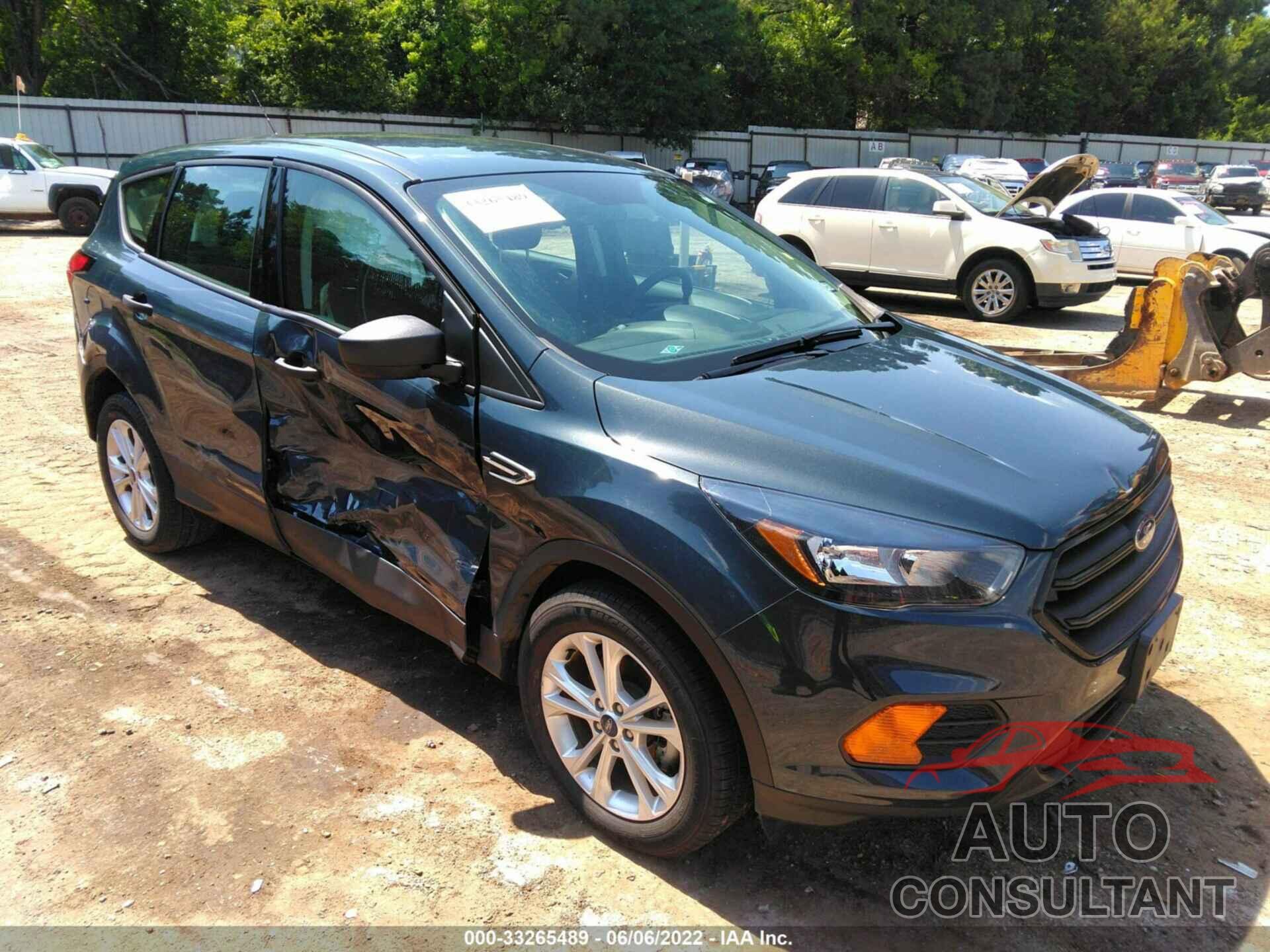 FORD ESCAPE 2019 - 1FMCU0F77KUA04902