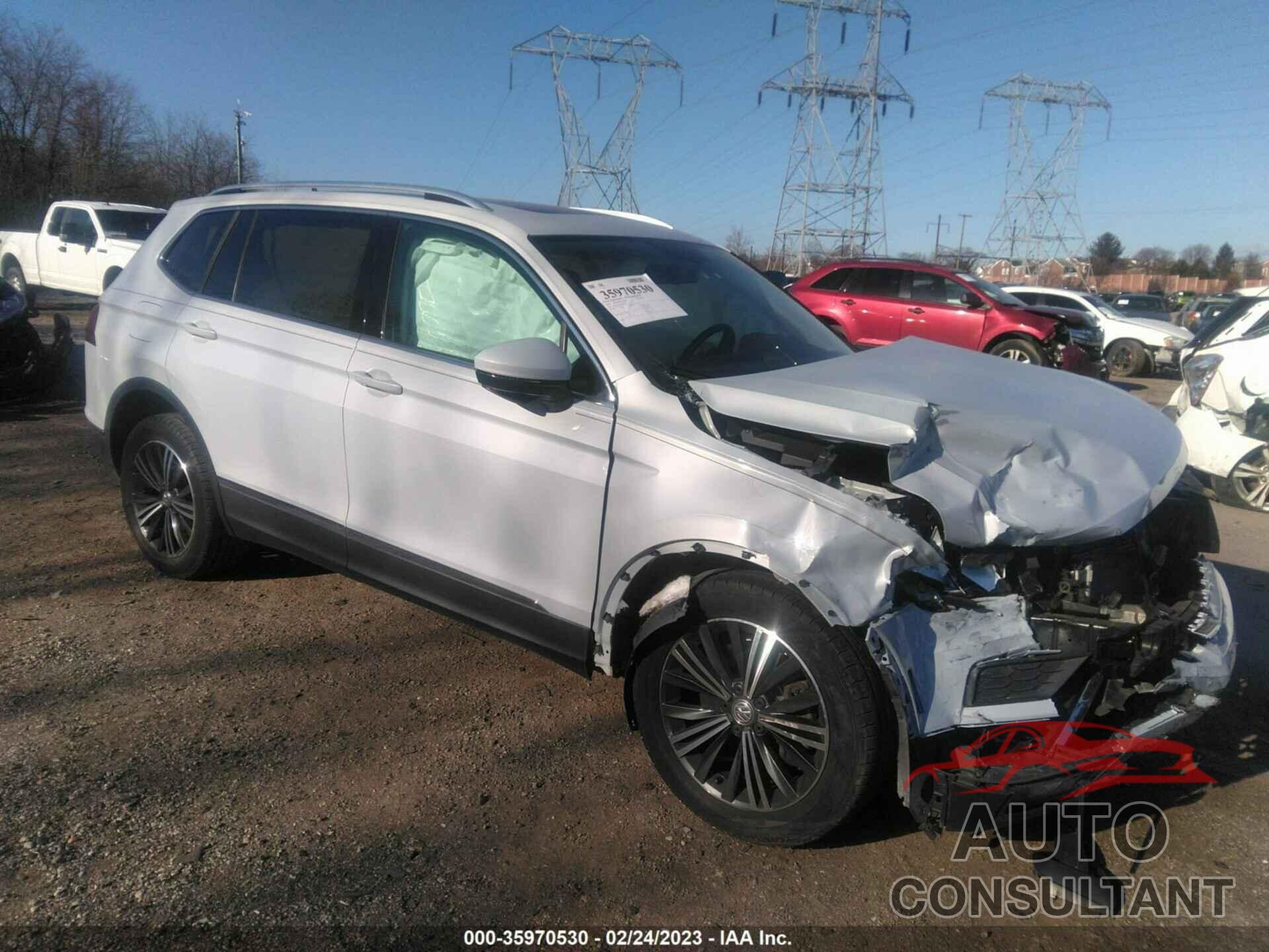 VOLKSWAGEN TIGUAN 2018 - 3VV2B7AX4JM013924