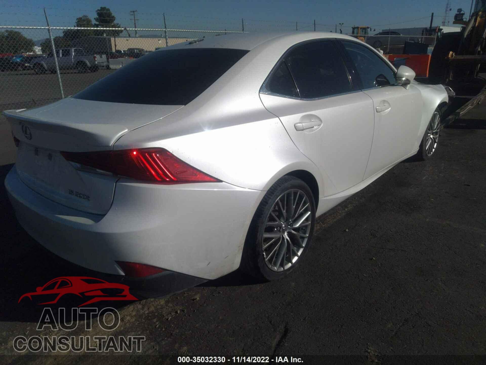 LEXUS IS 2017 - JTHBA1D29H5055406