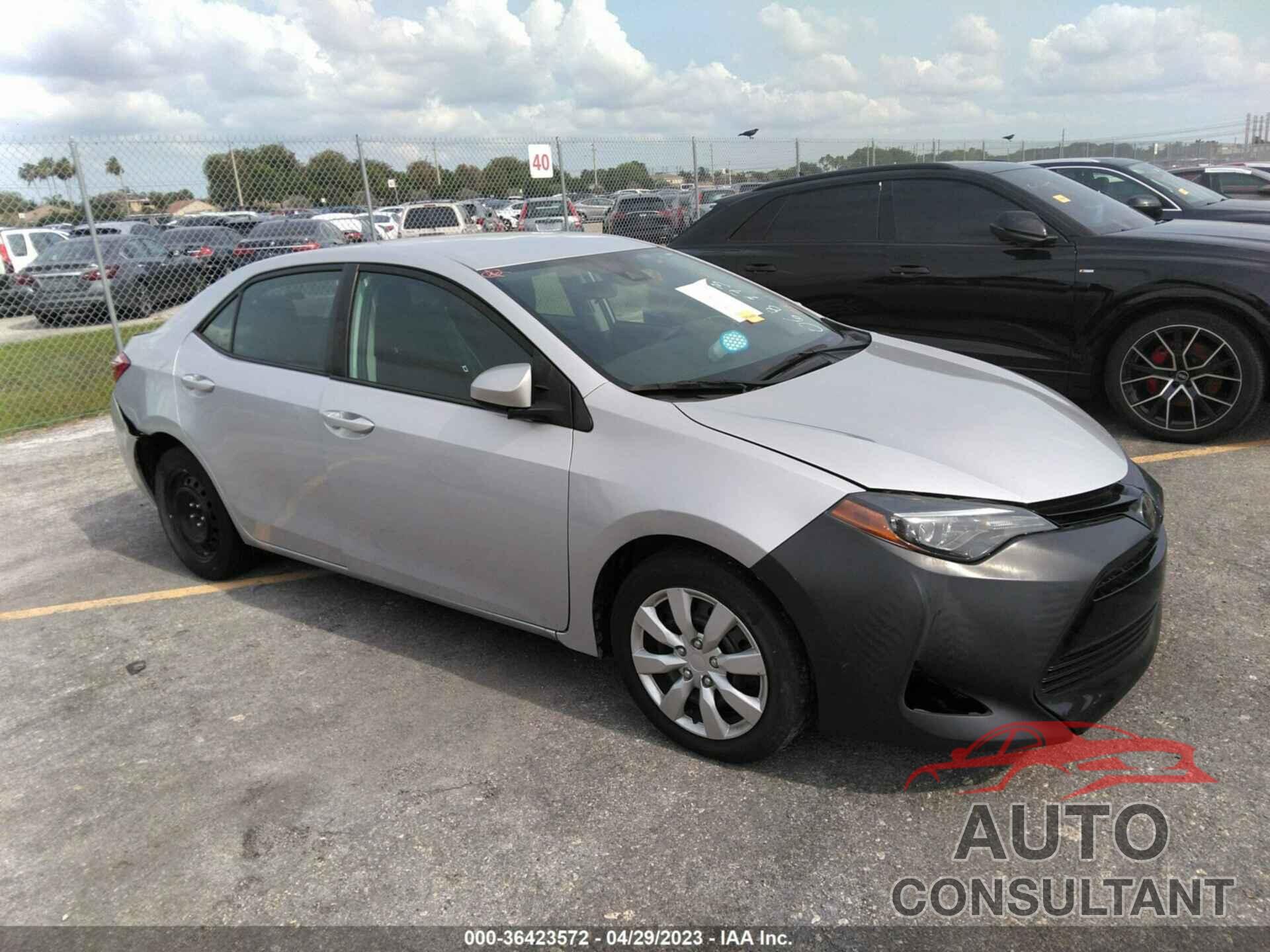 TOYOTA COROLLA 2018 - 2T1BURHE2JC967413