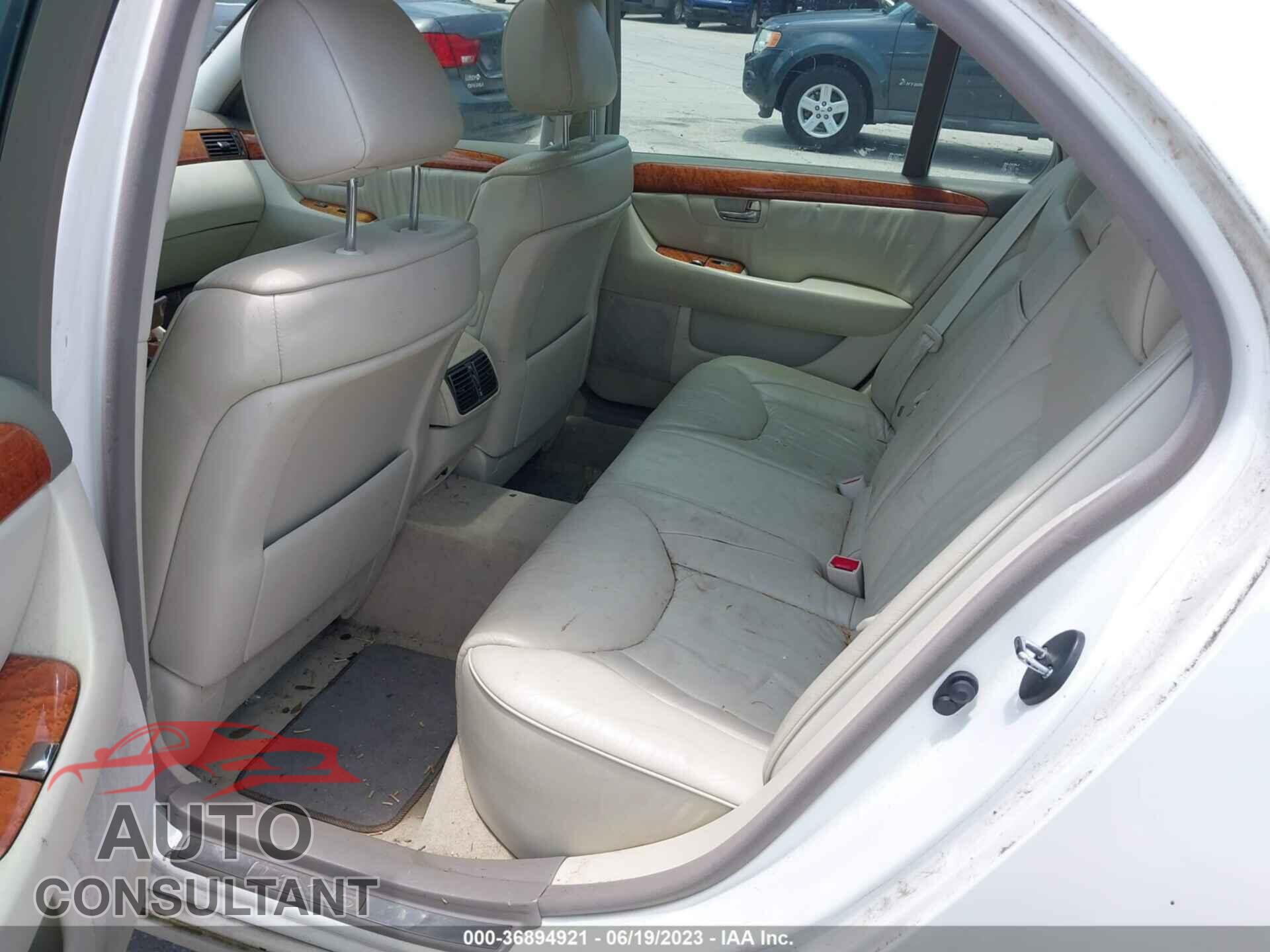 LEXUS LS 430 2002 - JTHBN30F520055013