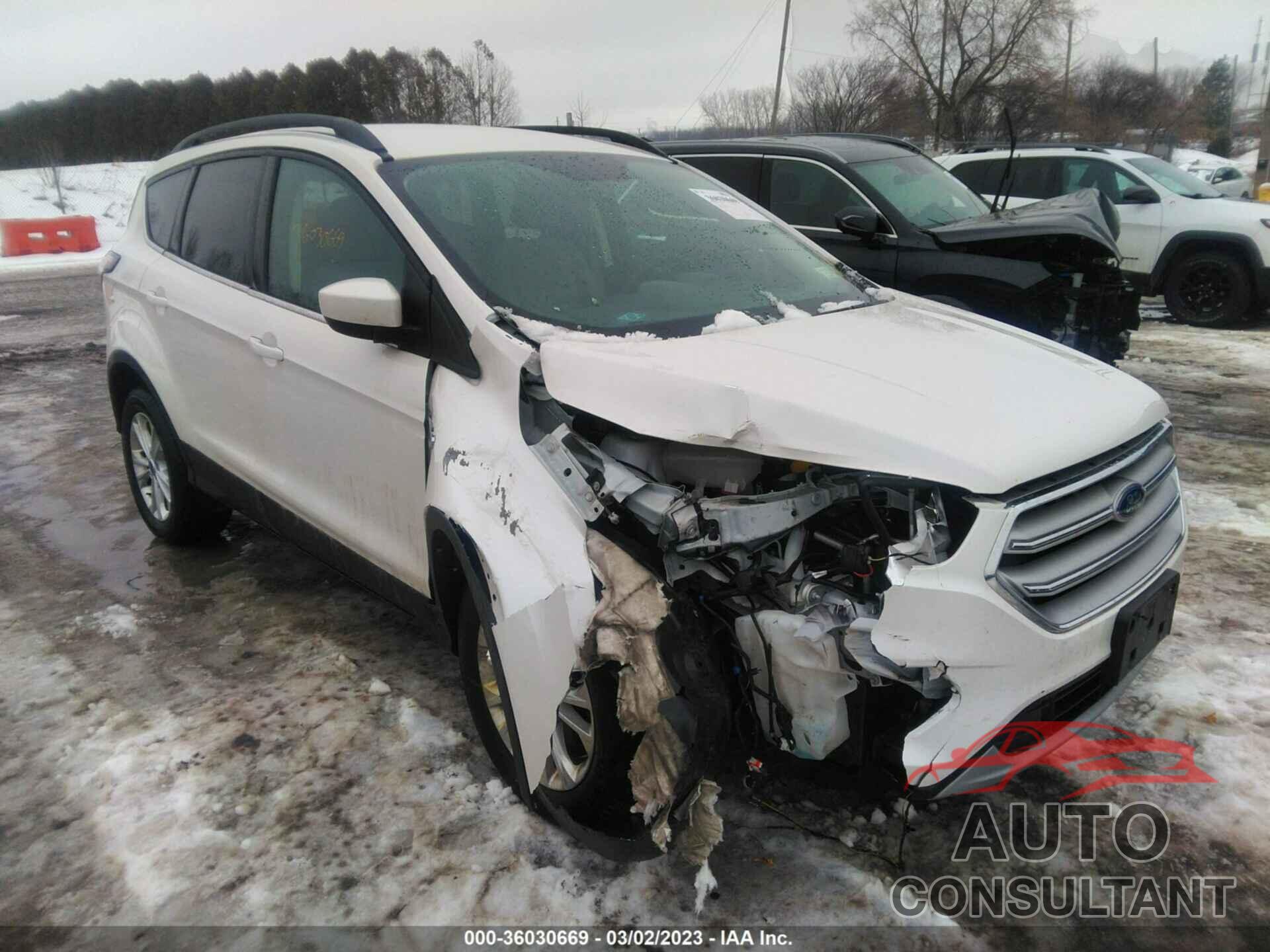 FORD ESCAPE 2018 - 1FMCU9GD3JUC43497