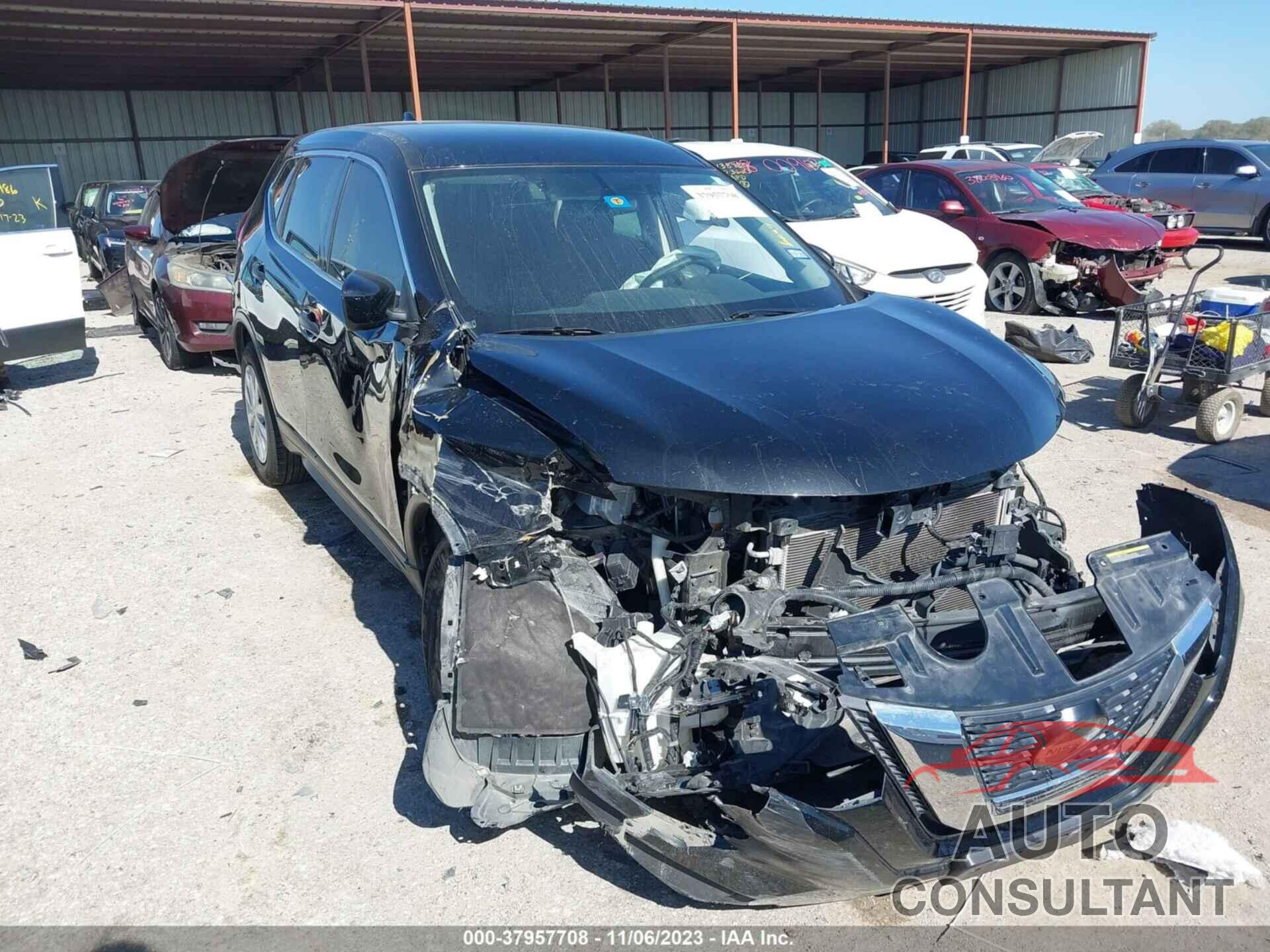 NISSAN ROGUE 2018 - 5N1AT2MT8JC711288