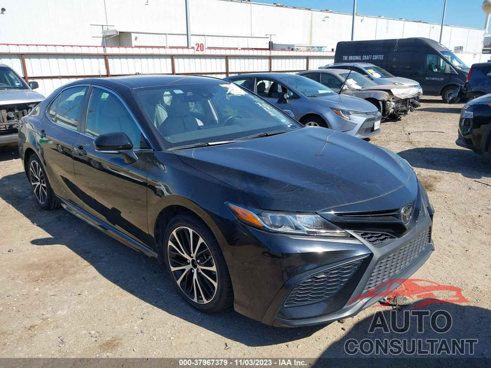 TOYOTA CAMRY 2022 - 4T1G11AK2NU662613