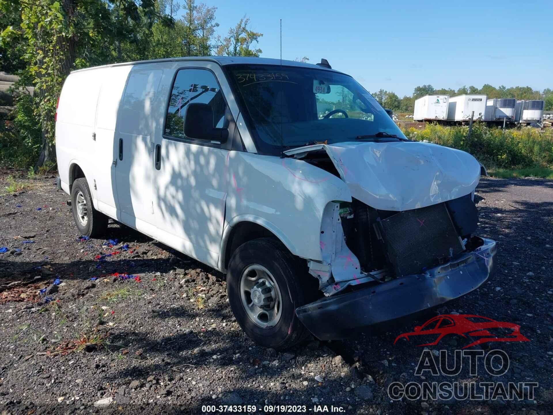 CHEVROLET EXPRESS 2500 2019 - 1GCWGAFP7K1299693