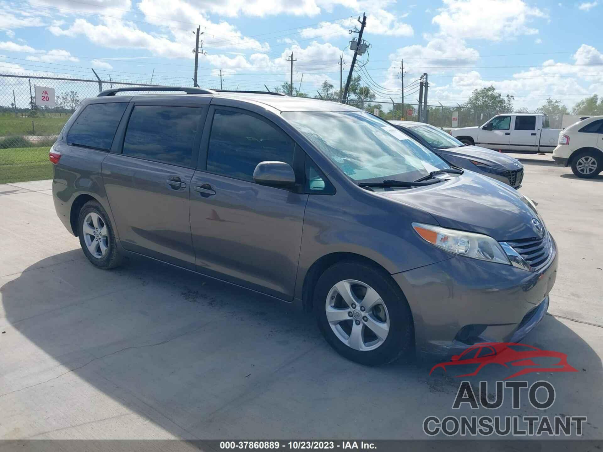 TOYOTA SIENNA 2016 - 5TDKK3DC3GS701325