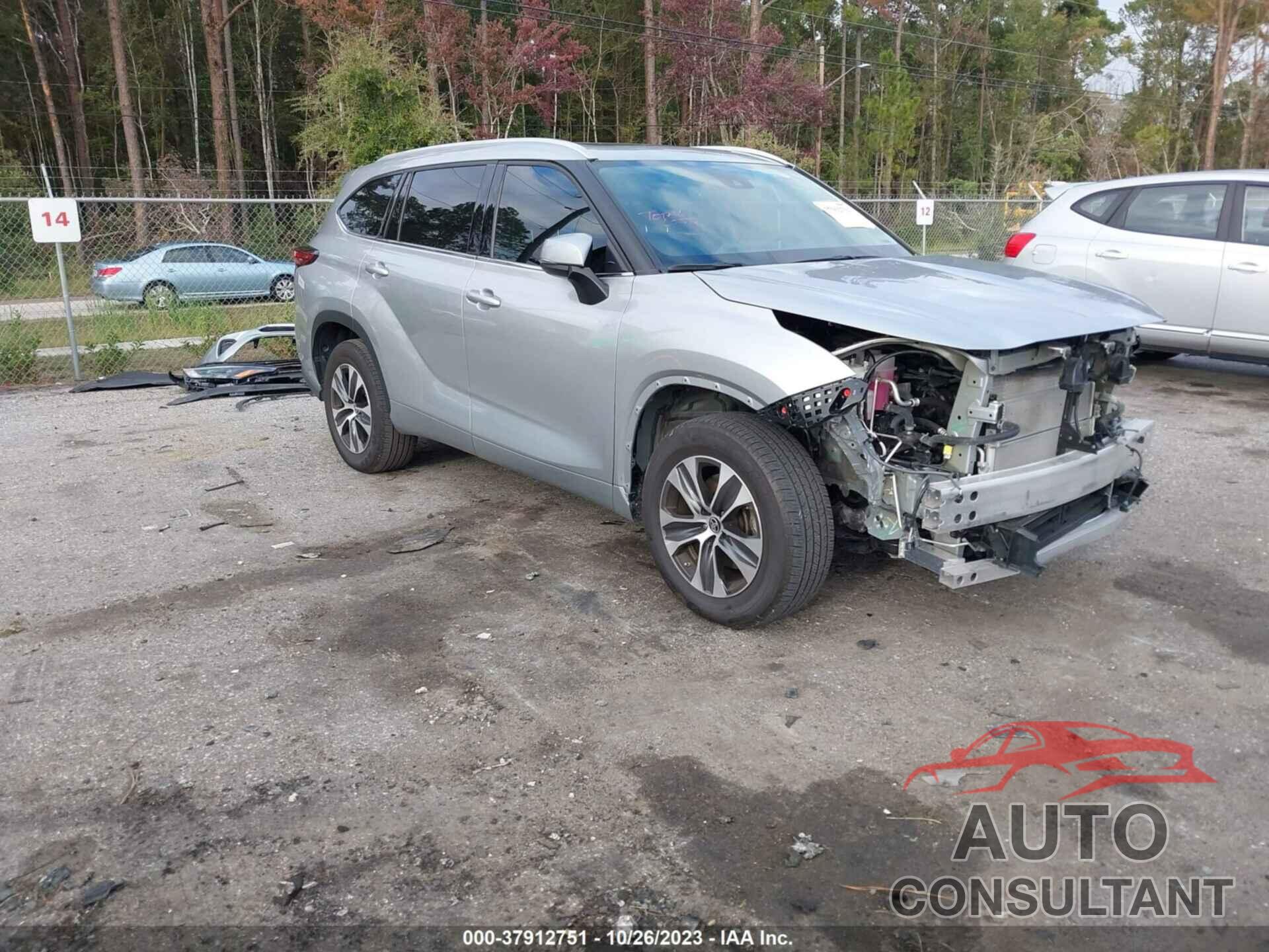 TOYOTA HIGHLANDER 2022 - 5TDGARAH1NS515579
