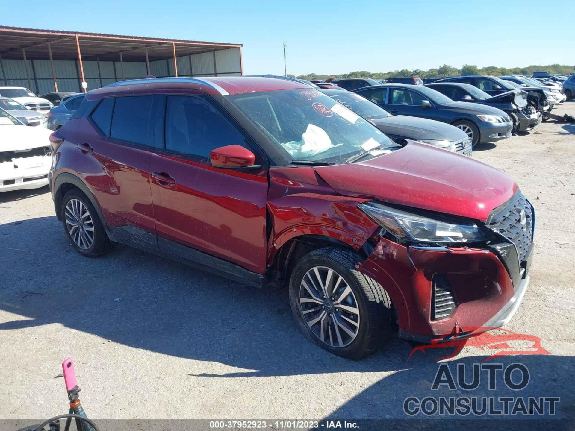 NISSAN KICKS 2023 - 3N1CP5CV8PL503756