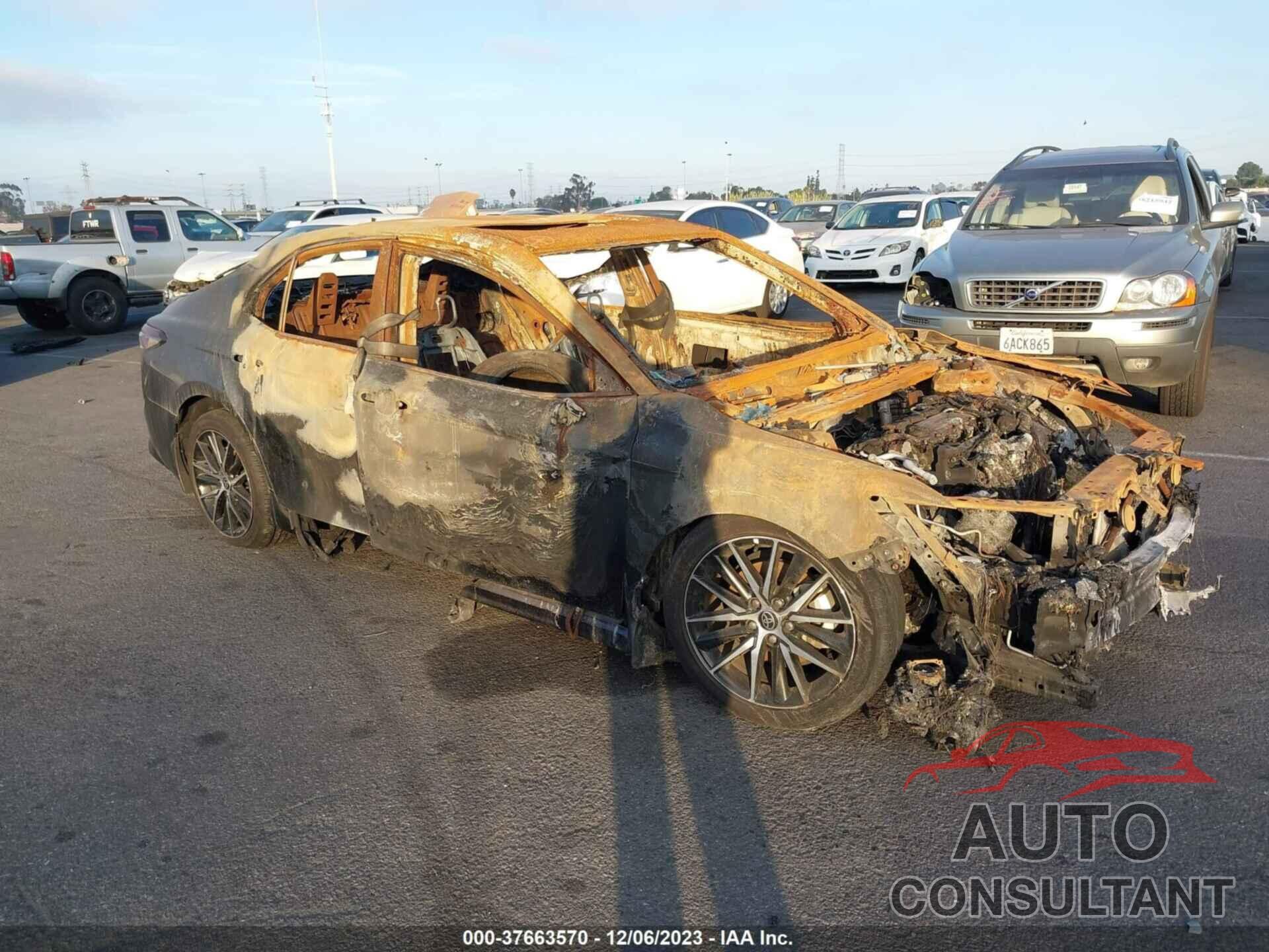 TOYOTA CAMRY 2022 - 4T1S31AK2NU583513