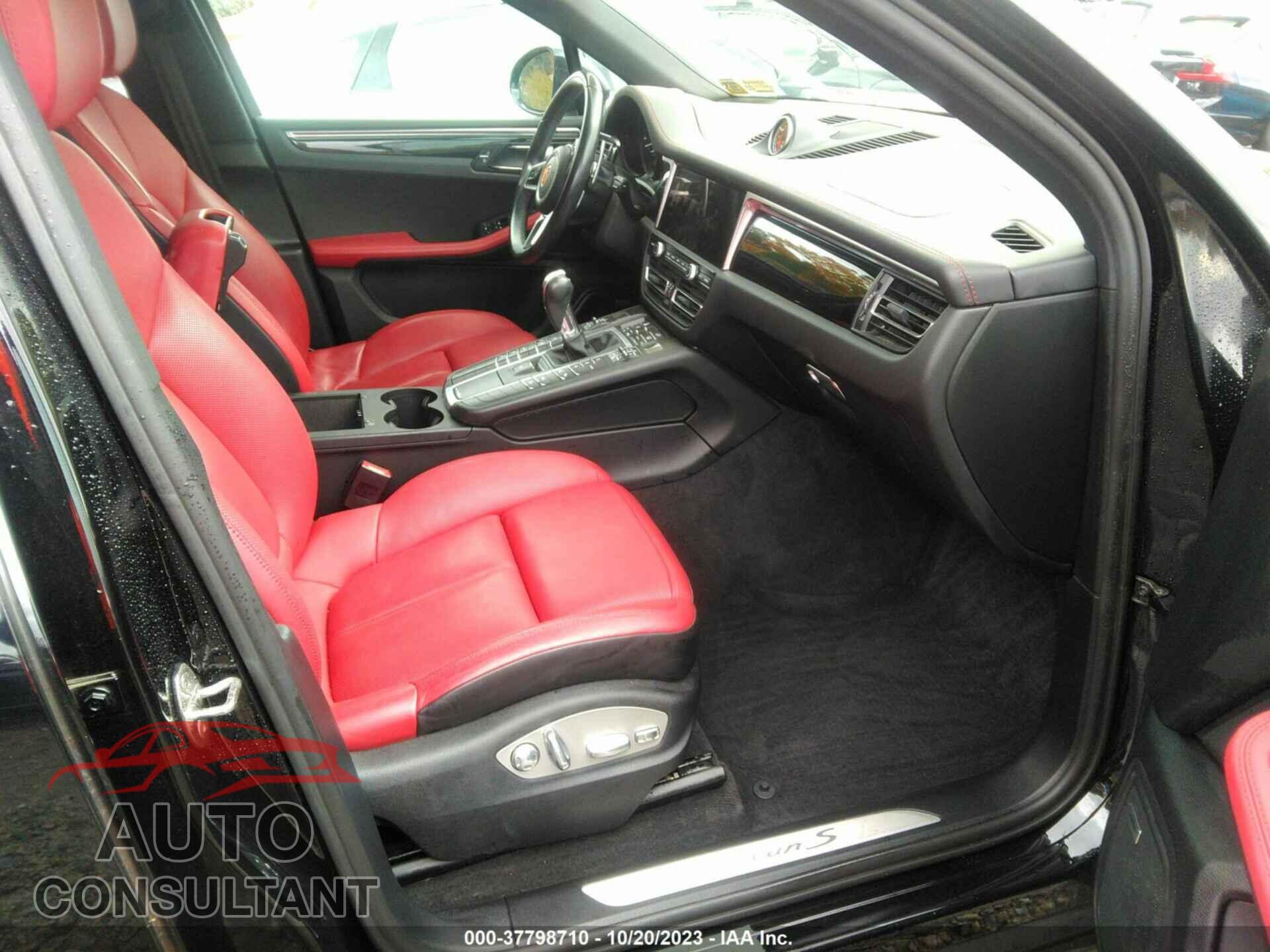 PORSCHE MACAN 2021 - WP1AB2A5XMLB30214