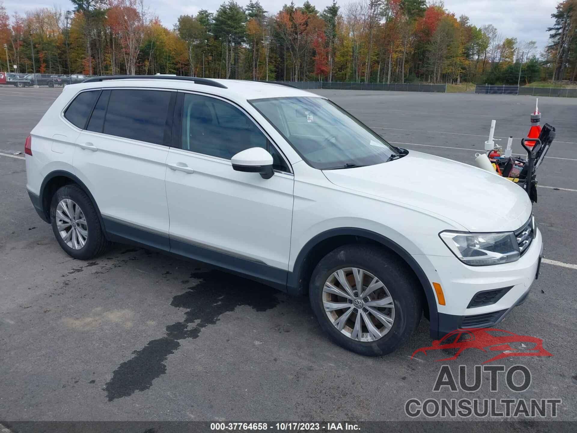 VOLKSWAGEN TIGUAN 2018 - 3VV3B7AX5JM132313